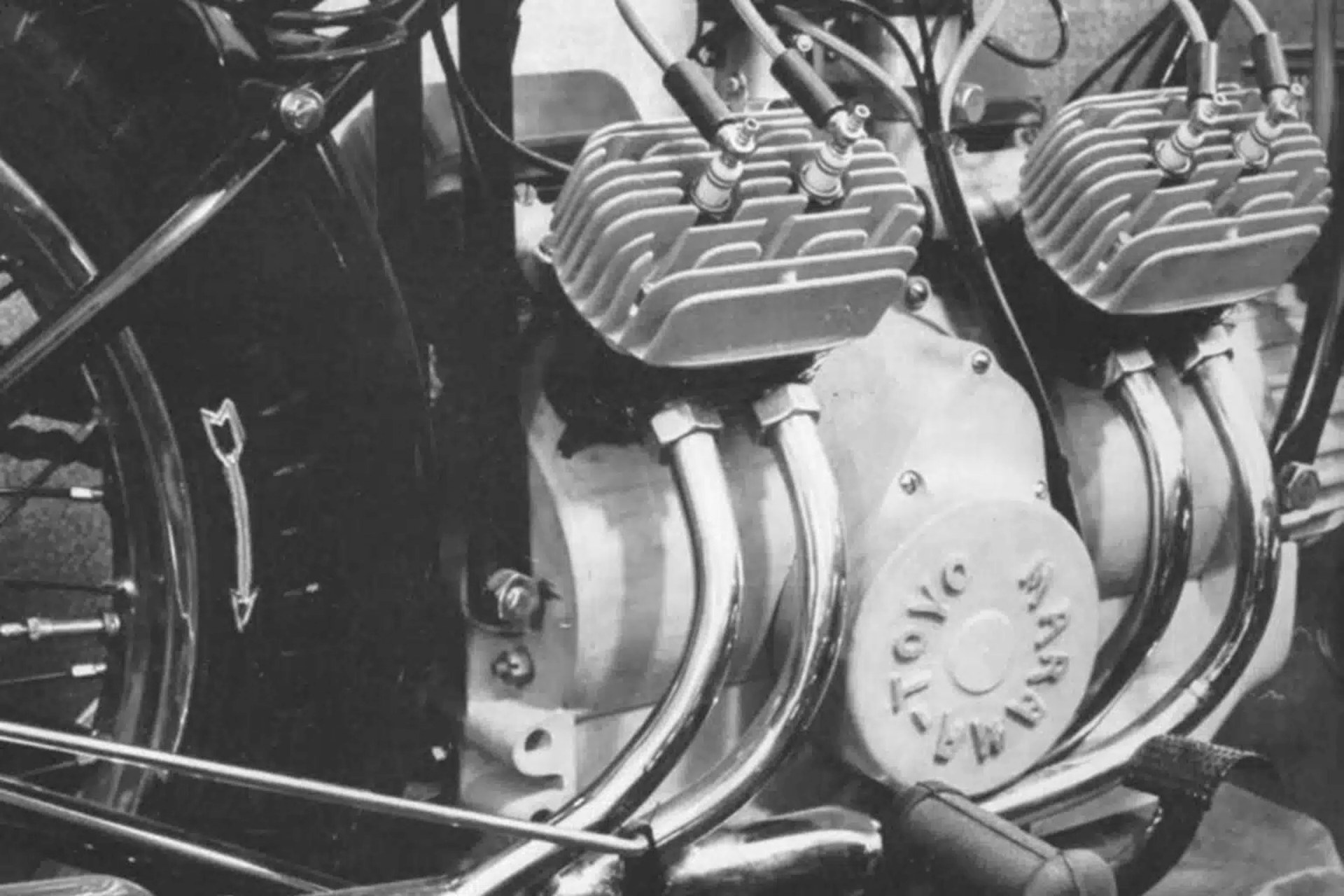 Galbusera Toyo V8 1938 dos tiempos