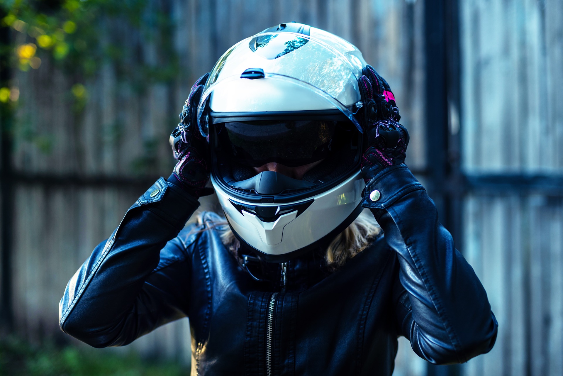 AMV incluye la cobertura de guantes en todos sus seguros de forma gratuita