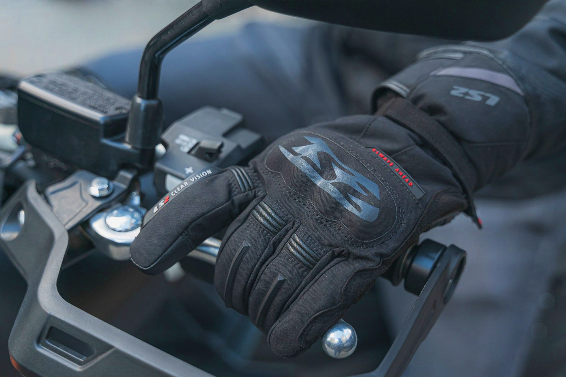 Guantes de moto LS2 nueva Normativa DGT