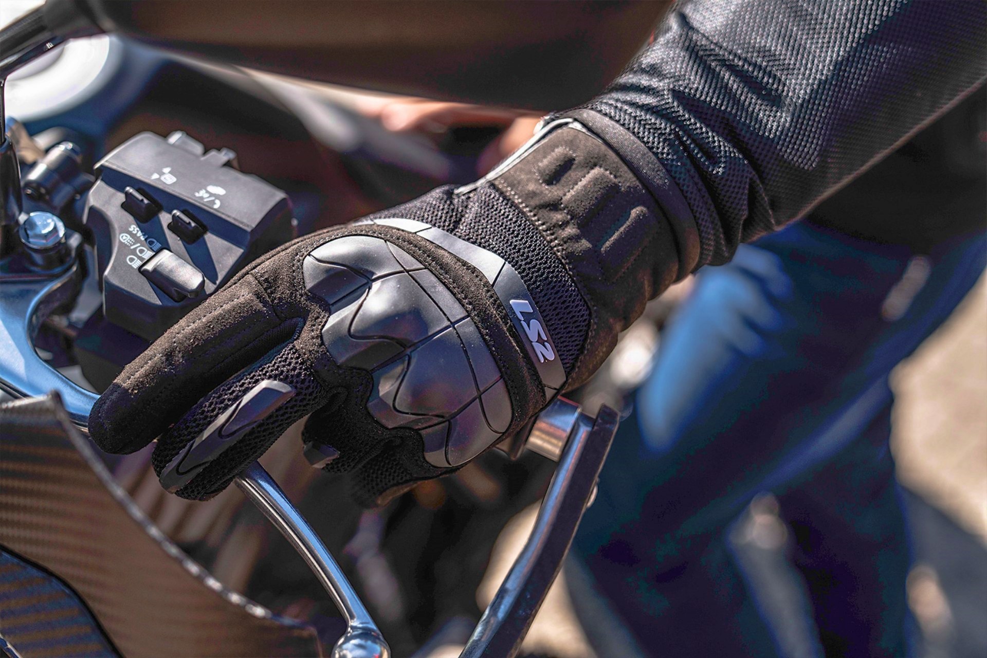 Guantes de moto LS2 nueva Normativa DGT