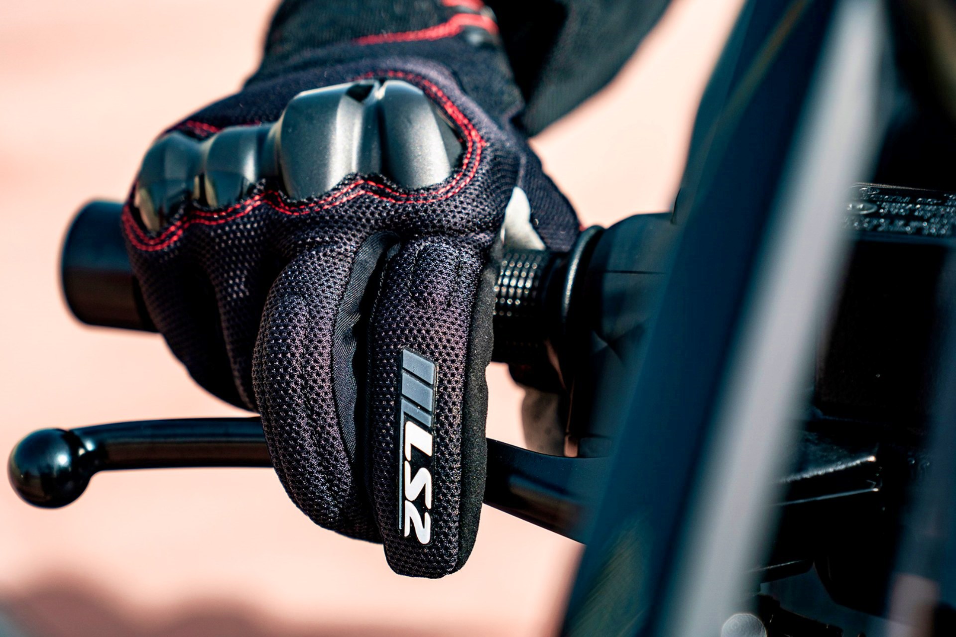 Guantes de moto LS2 nueva Normativa DGT