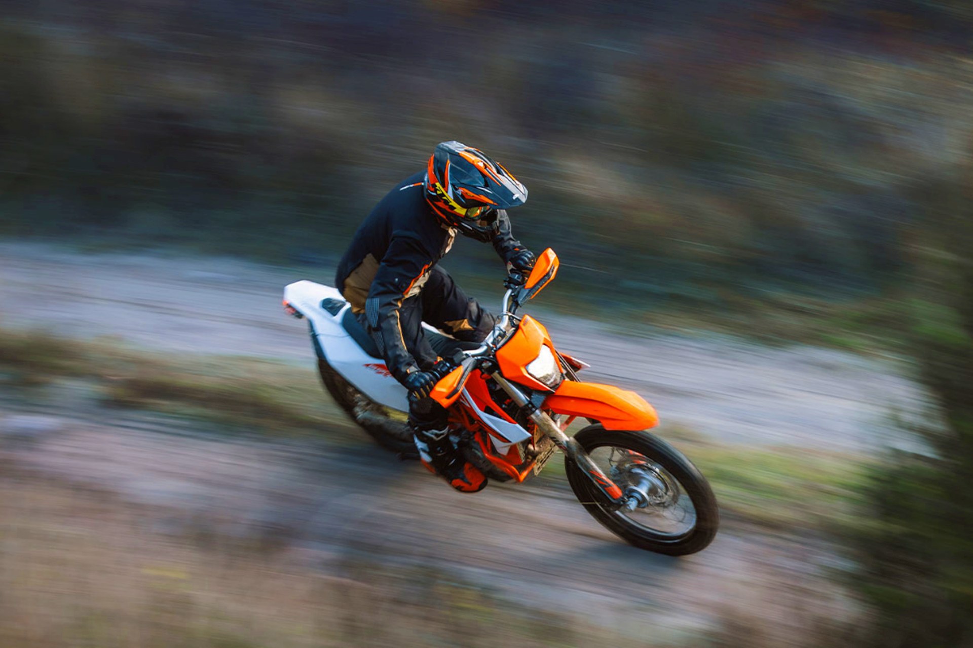 KTM, Husqvarna y GasGas enduro LC4