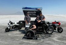 Liane Langlois record Bonneville Triumph Rocket III con sidecar