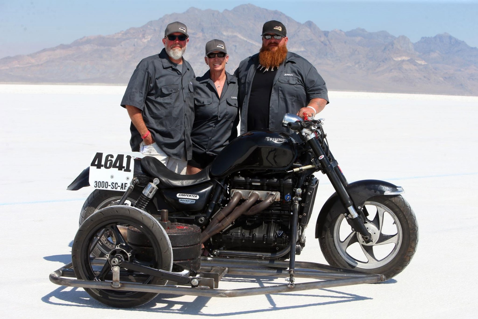 Liane Langlois record Bonneville Triumph Rocket III con sidecar
