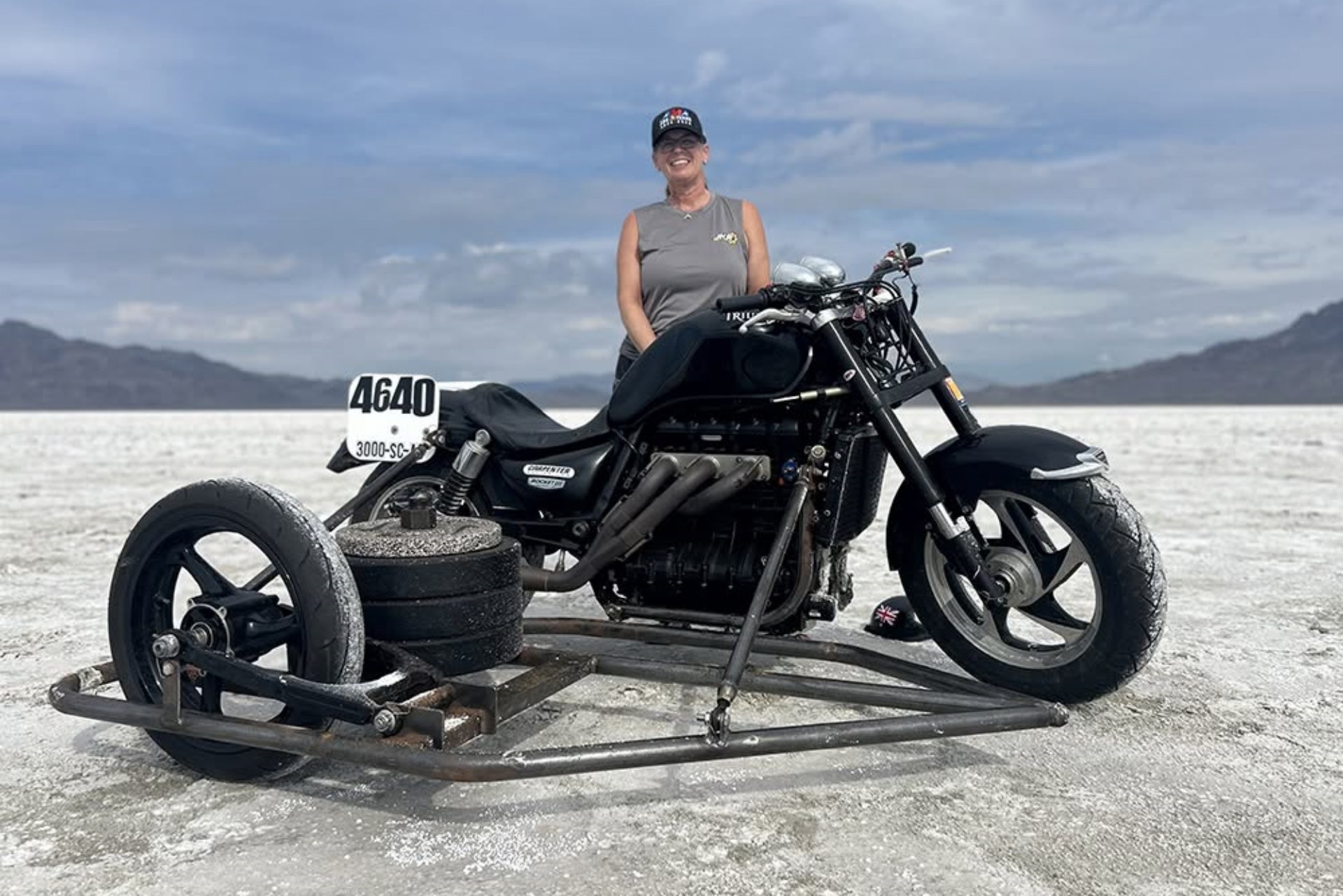 Liane Langlois record Bonneville Triumph Rocket III con sidecar