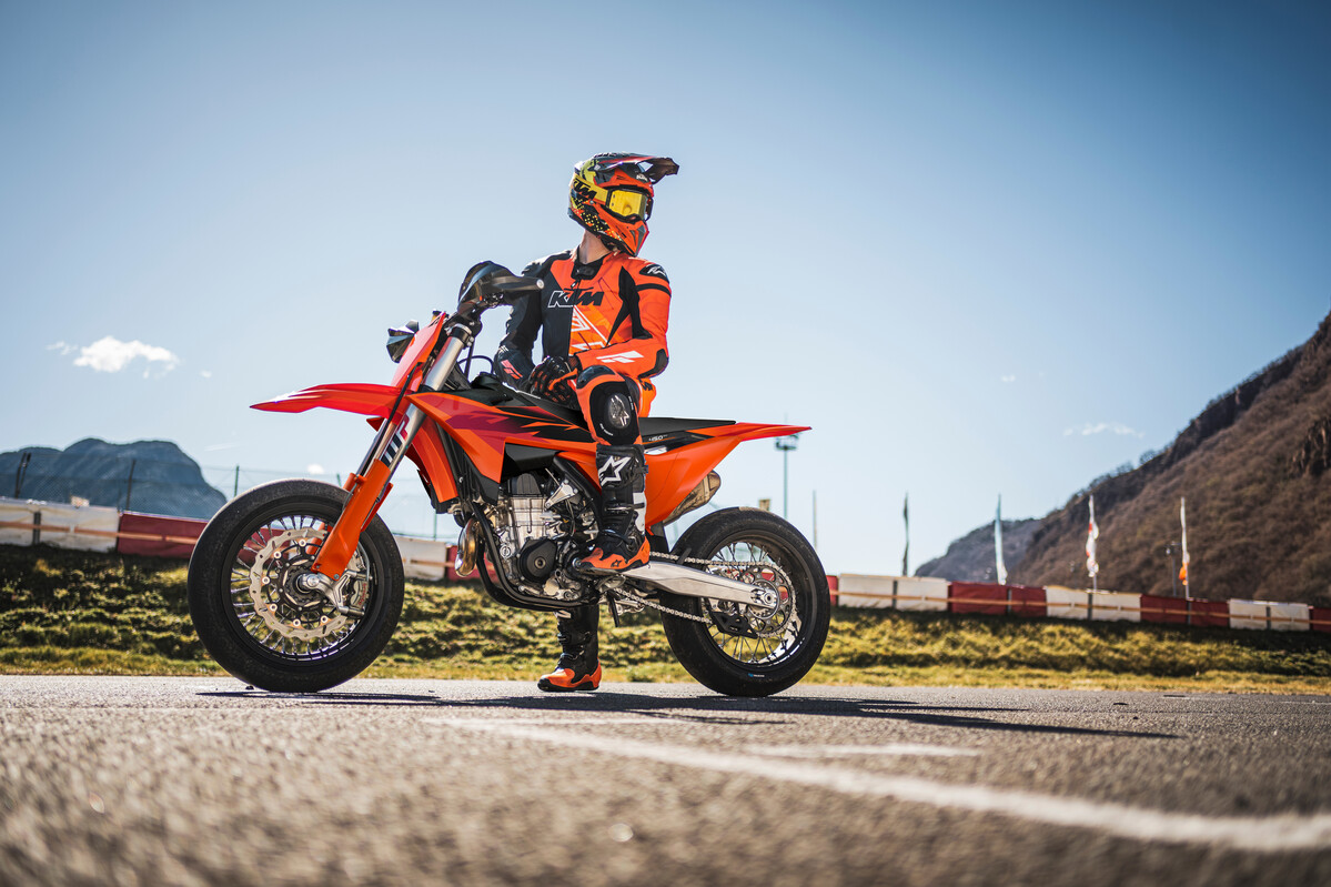 KTM 450 SMR 2027: la diversión en pista está asegurada