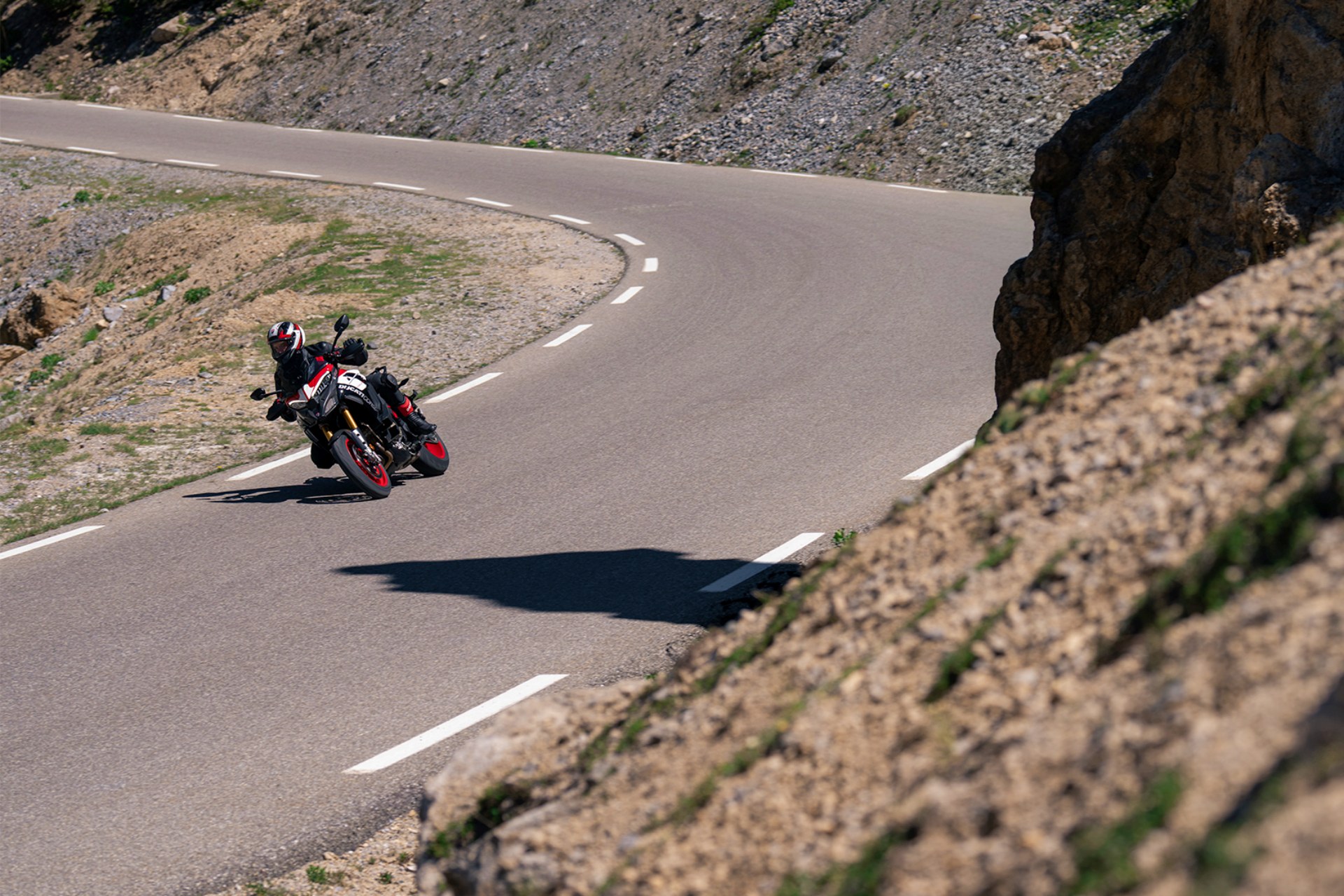 Multistrada V4 Pikes Peak 2027
