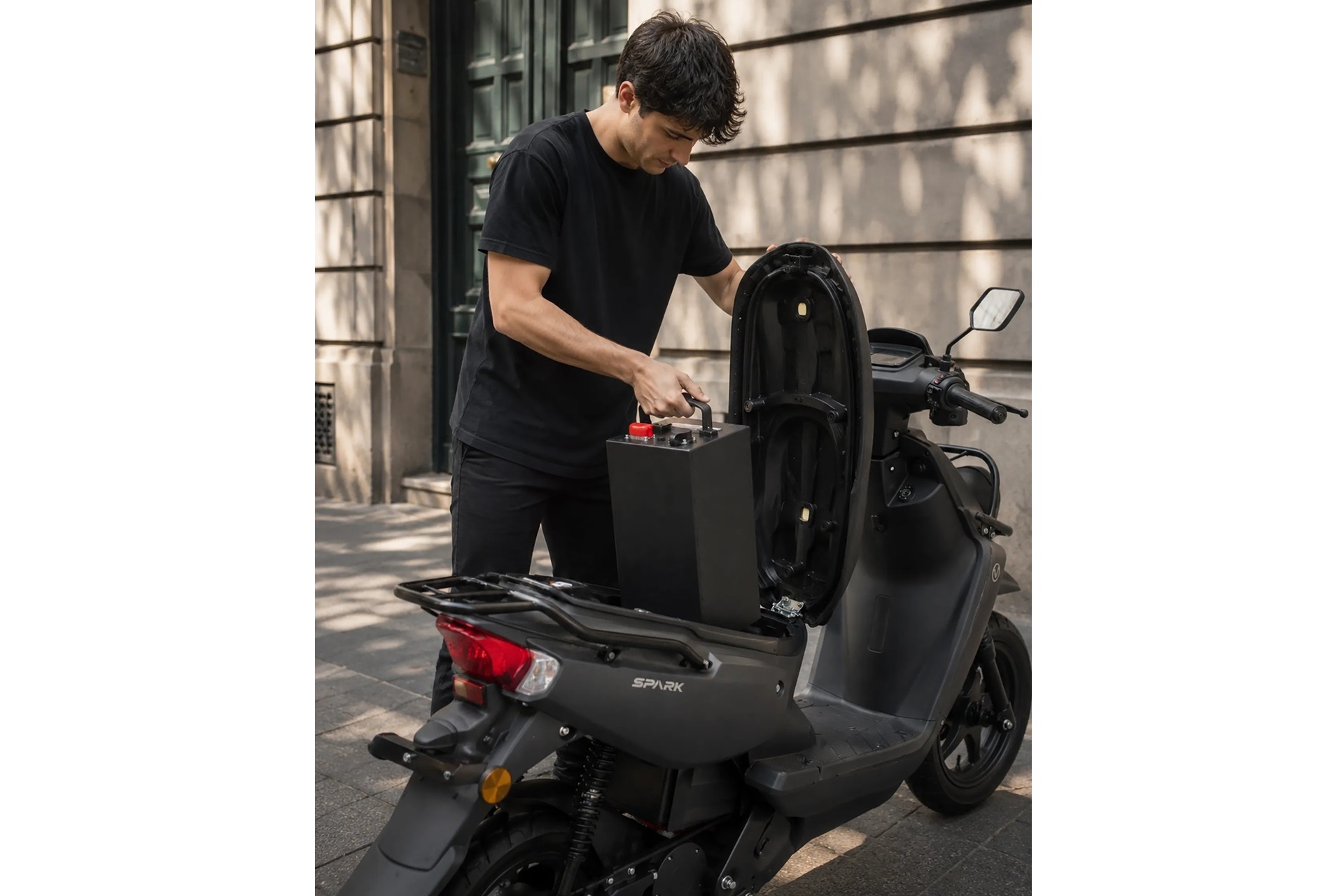 Nerva lanza al mercado su nuevo Spark, el scooter eléctrico de acceso a la movilidad eléctrica