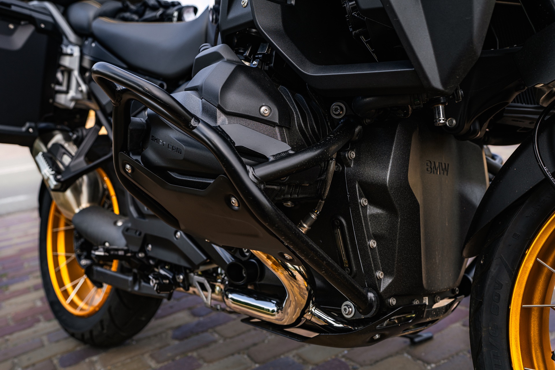 BMW R 1300 GS Aurum Edition: Solo 100 unidades por modelo, equipadas hasta arriba y con un diseño distintivo