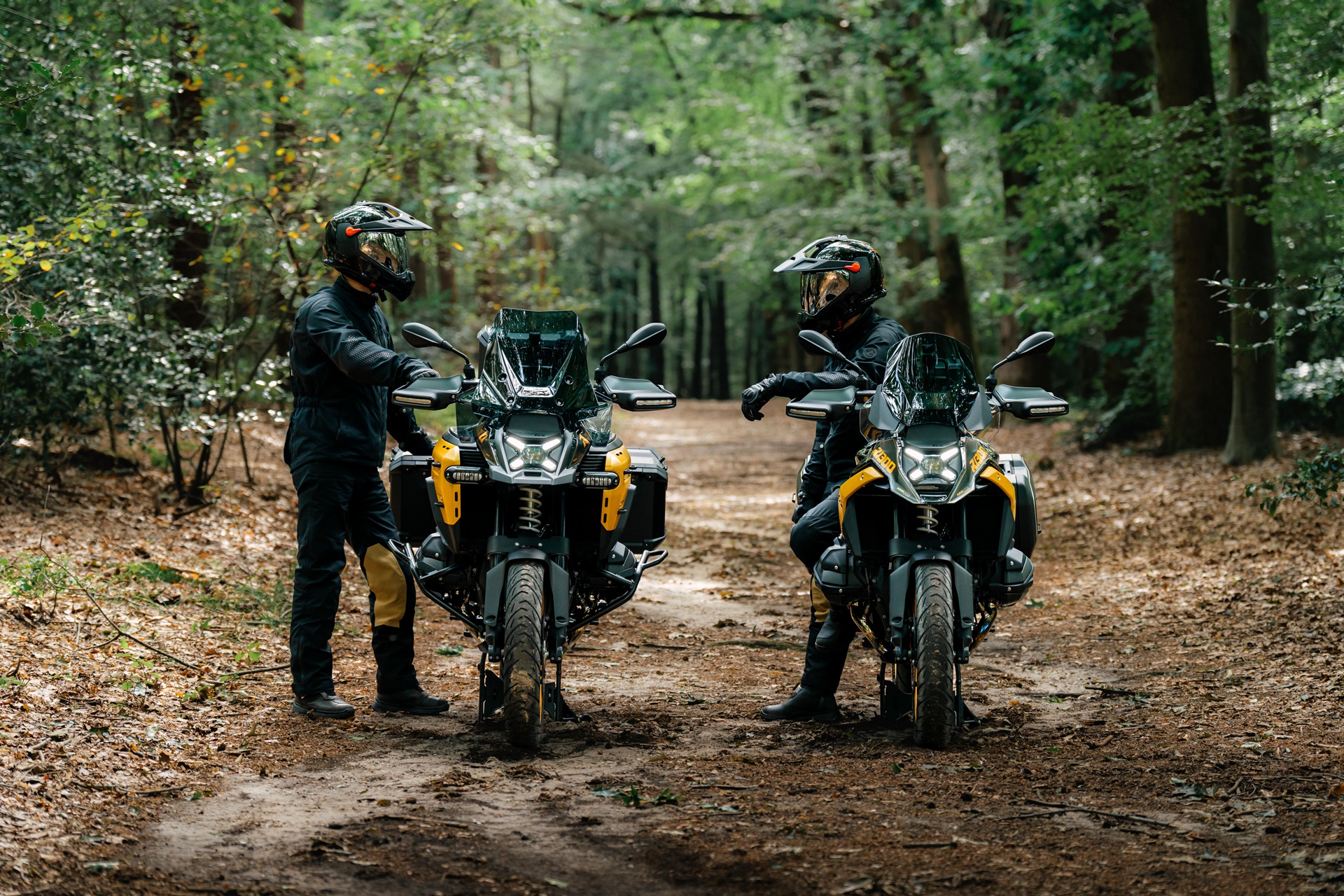 BMW R 1300 GS Aurum Edition: Solo 100 unidades por modelo, equipadas hasta arriba y con un diseño distintivo
