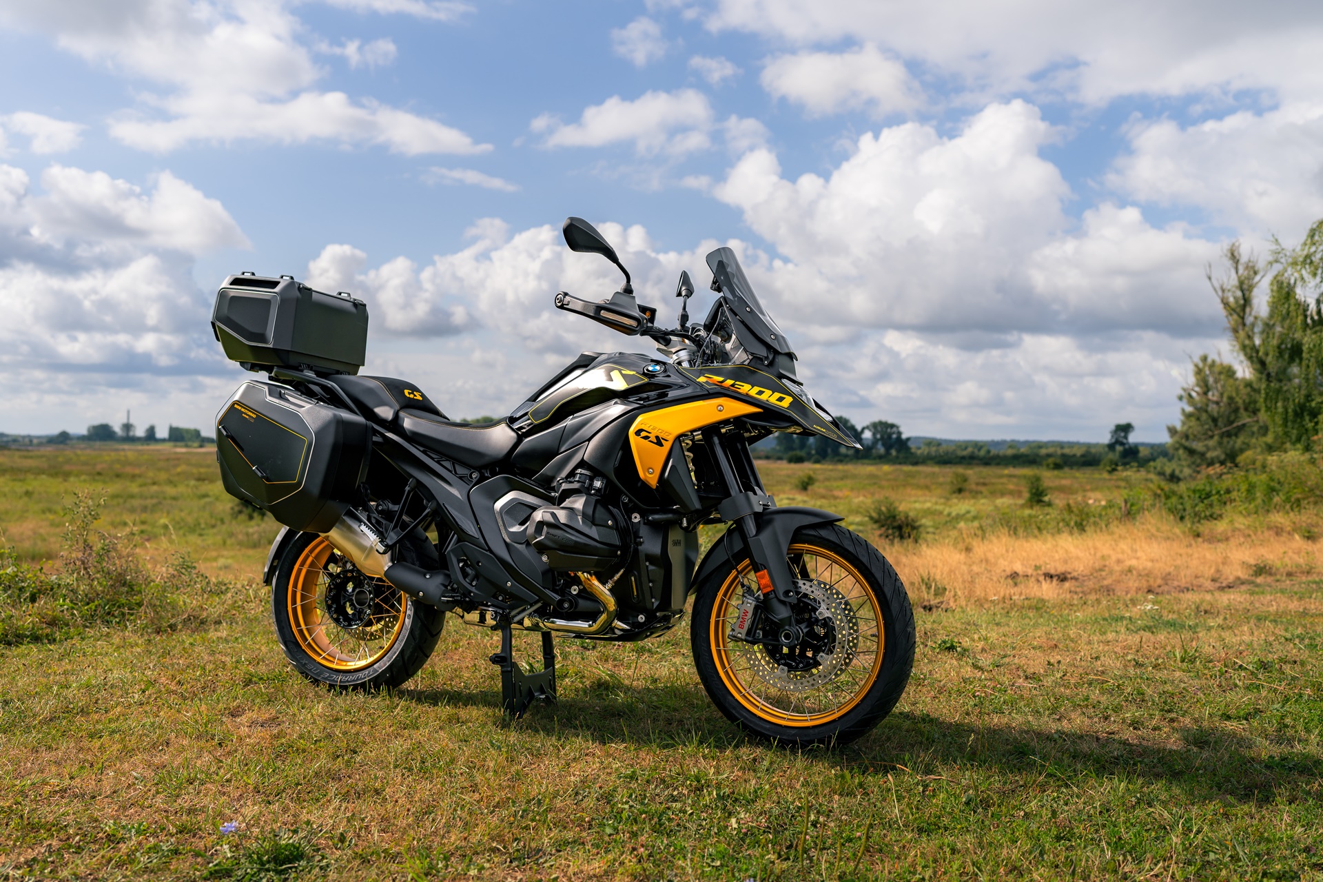 BMW R 1300 GS Aurum Edition: Solo 100 unidades por modelo, equipadas hasta arriba y con un diseño distintivo