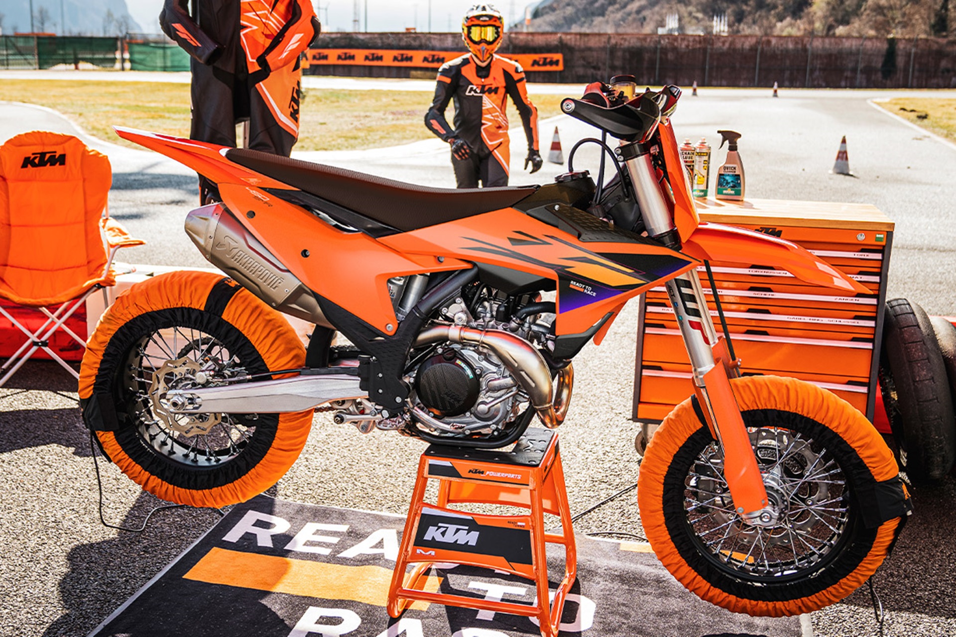 KTM 450 SMR 2027: la diversión en pista está asegurada