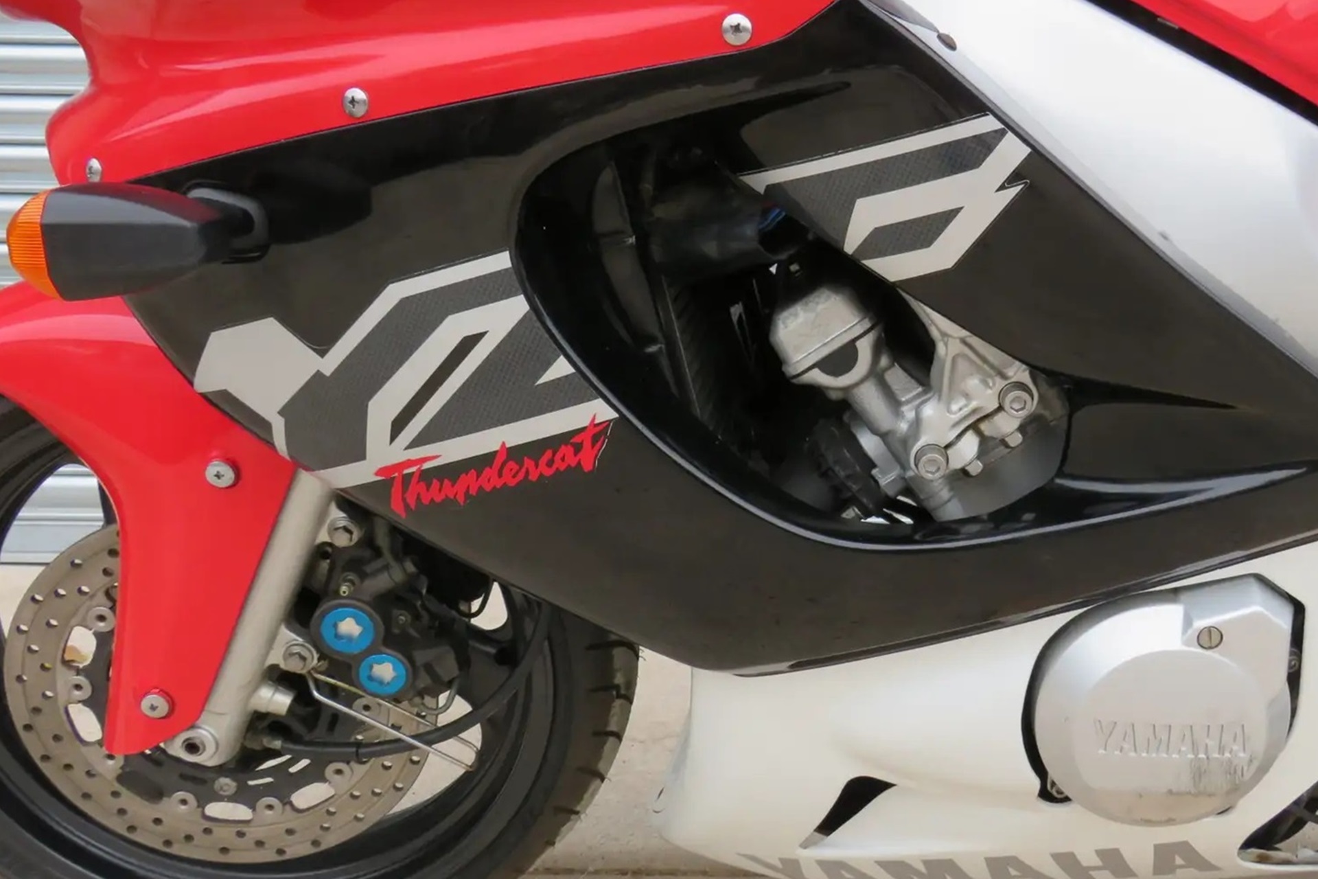 Estrenar una Yamaha YZF600R Thundercat en 2026 es posible… O casi