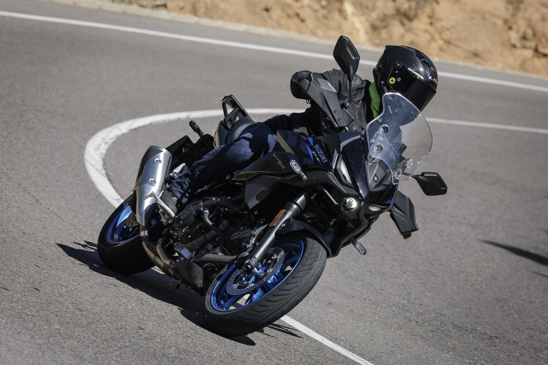 Prueba Suzuki SV-7GX