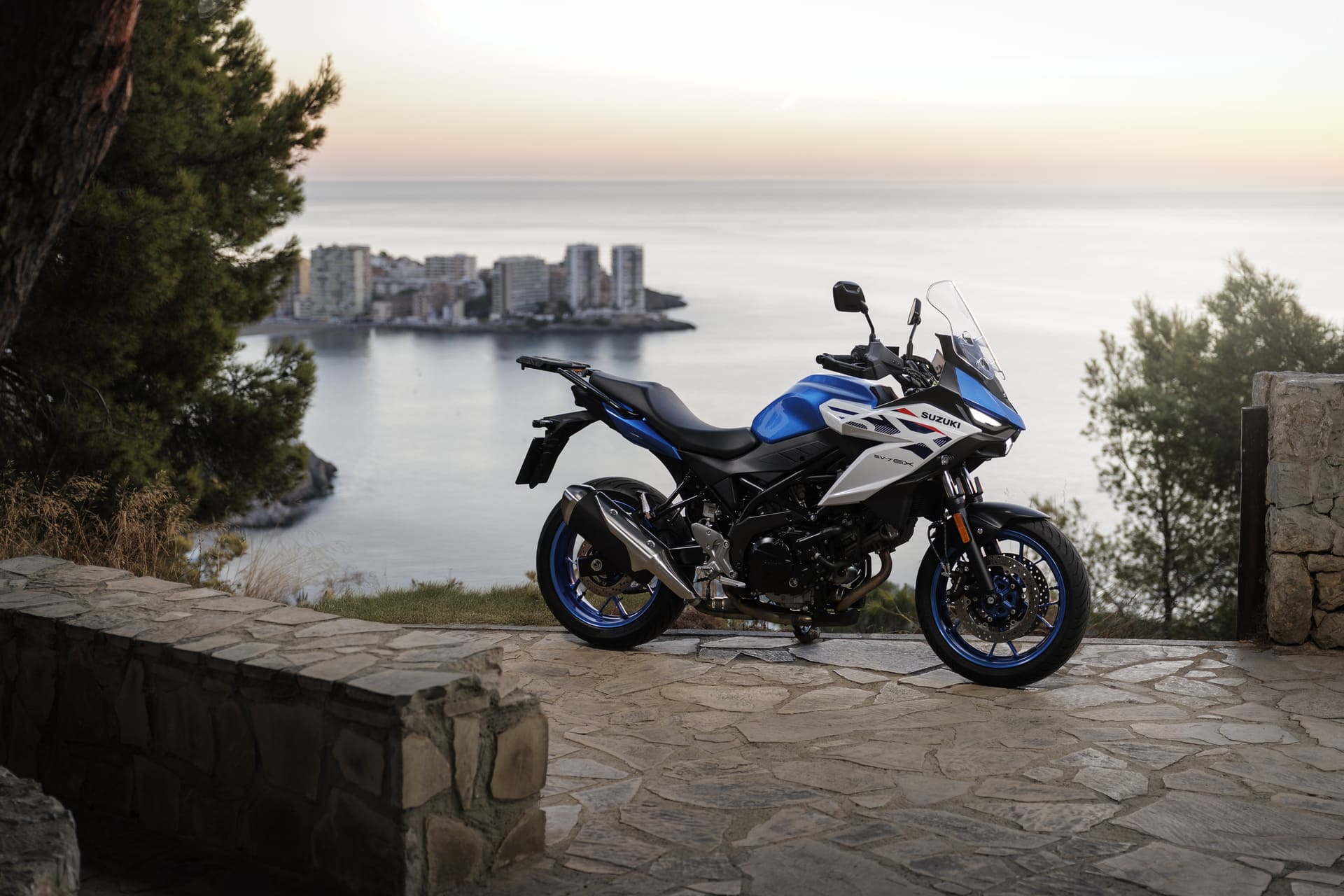 Prueba Suzuki SV-7GX