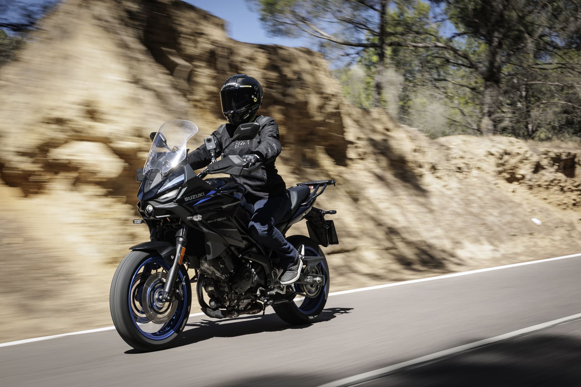 Prueba Suzuki SV-7GX