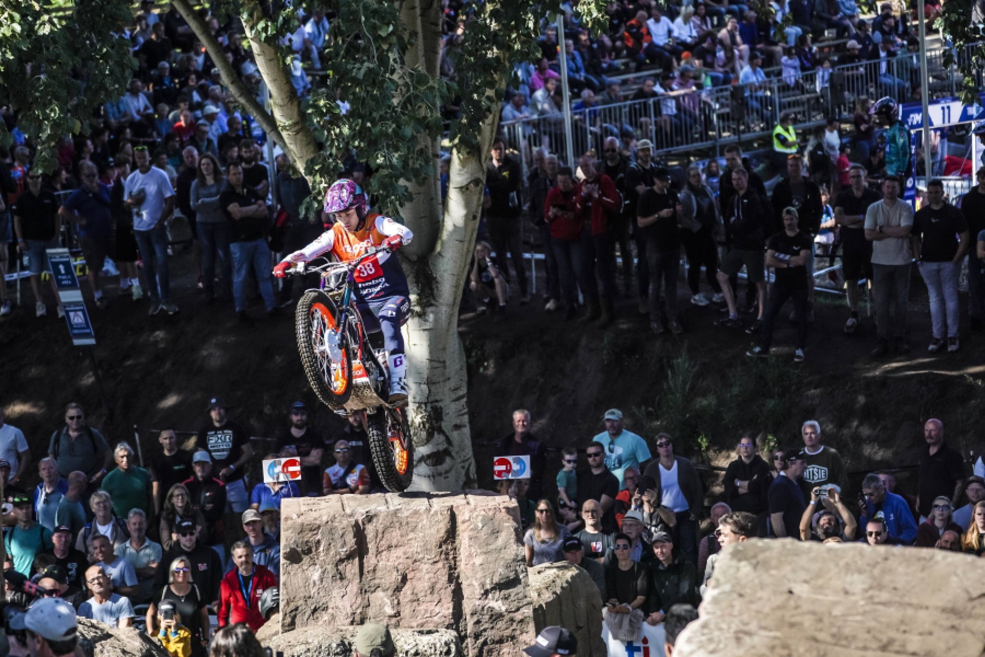 Toni Bou marca un hito histórico en el deporte: alcanza los 40 títulos mundiales