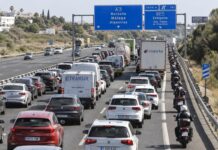 Circular por el arcén en moto será legal desde octubre, pero solo en estos casos