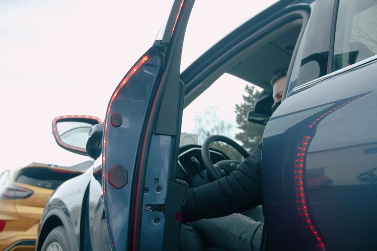 BMW ataja el “dooring” con su la última tecnología en materia de seguridad