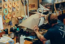 TVS Motor entra de lleno en el mundo del equipamiento tras la compra de Hedon Helmets