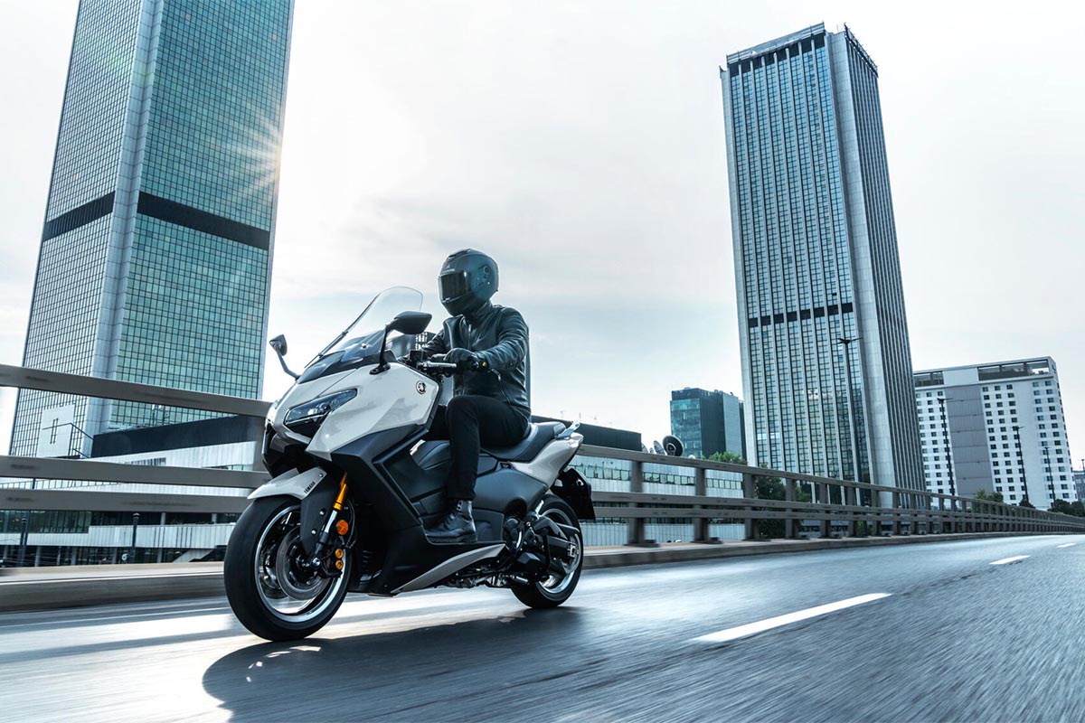 Esto sí que es fomentar la movilidad: Italia elimina el impuesto de circulación a las motos en 2027