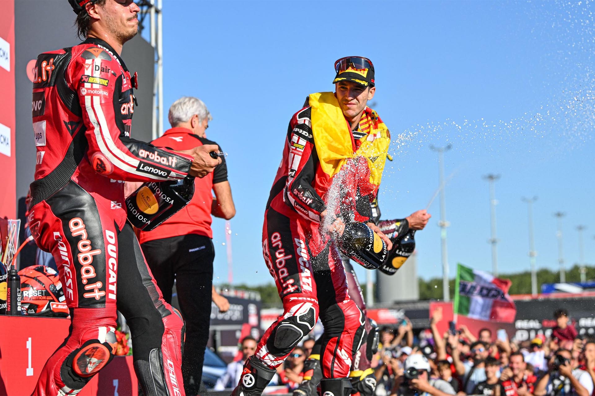 Con su victoria en la Superpole Race, Lecuona retrasaba el título otra carrera más