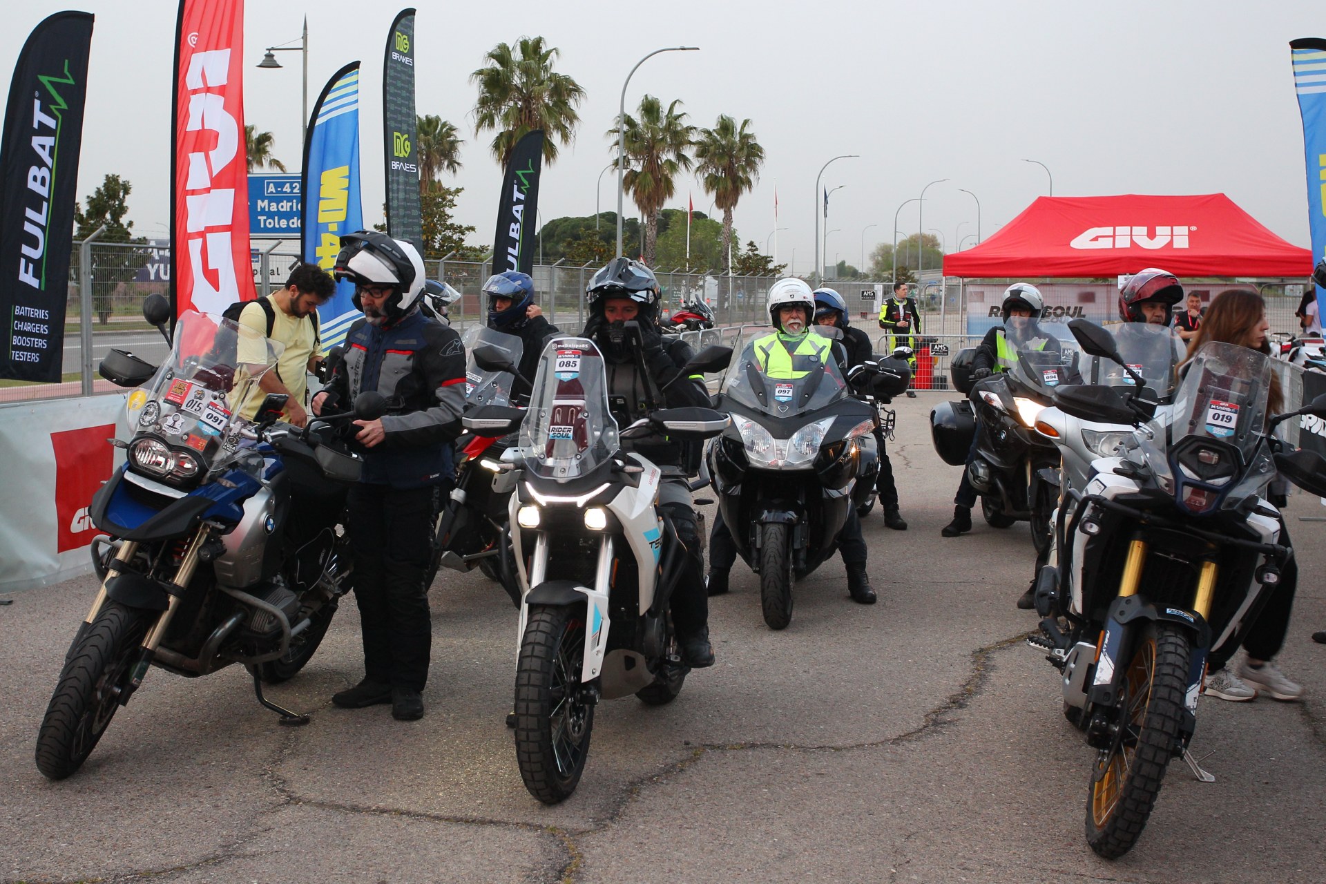 Viajar solo en moto o acompañado rider souliajar solo en moto o acompañado rider soul