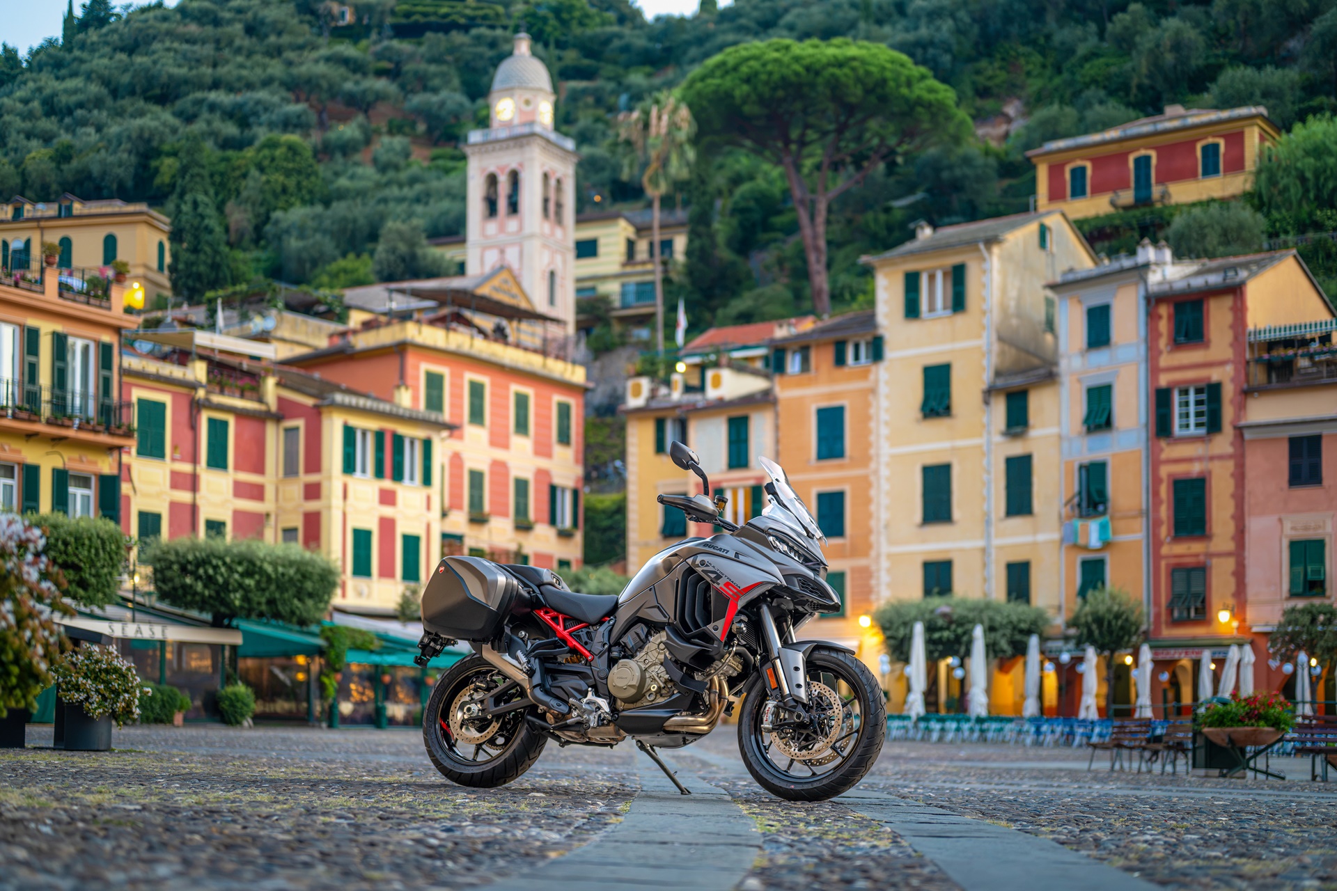 Ducati Multistrada V4 S Grand Tour 2026