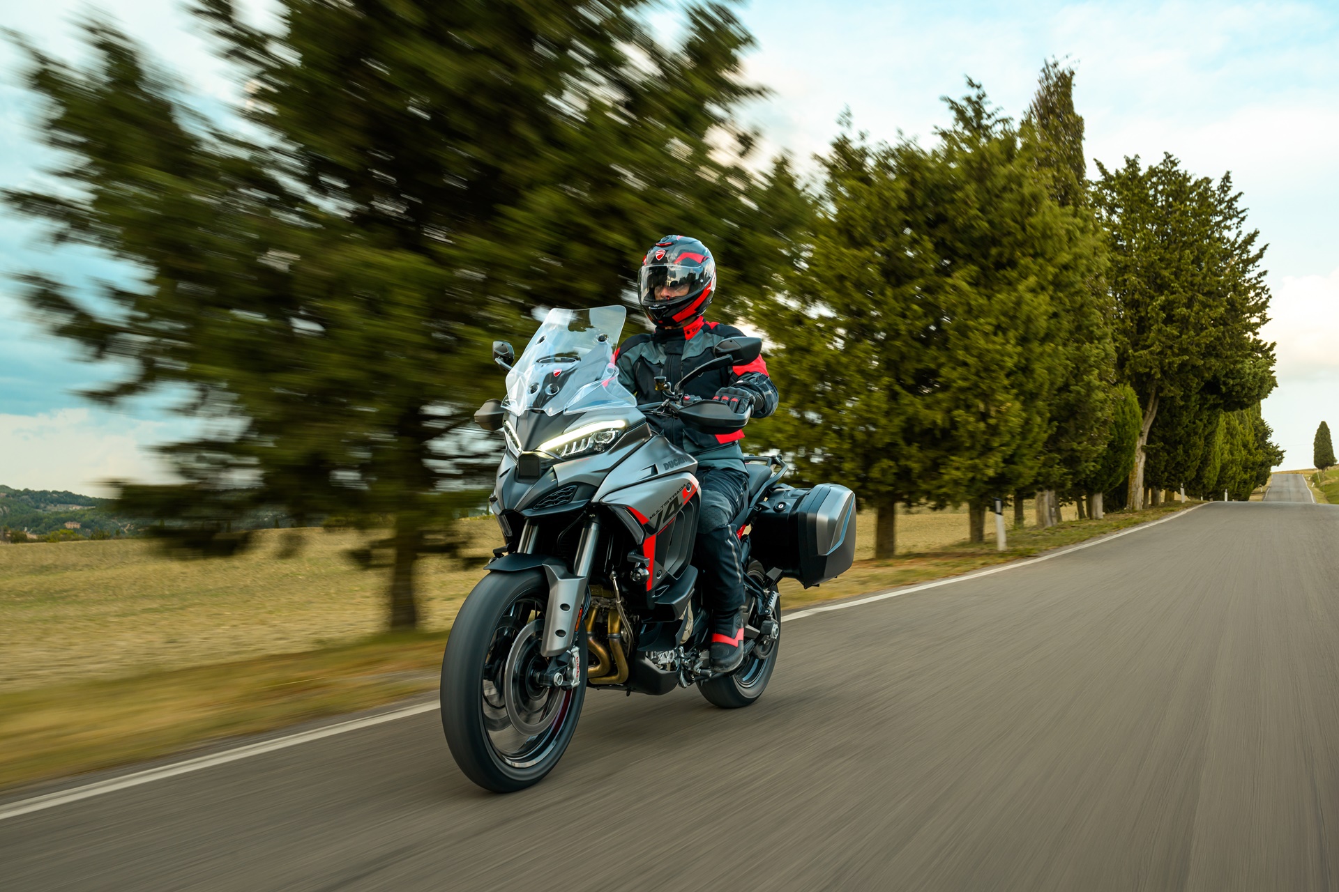 Ducati Multistrada V4 S Grand Tour 2026