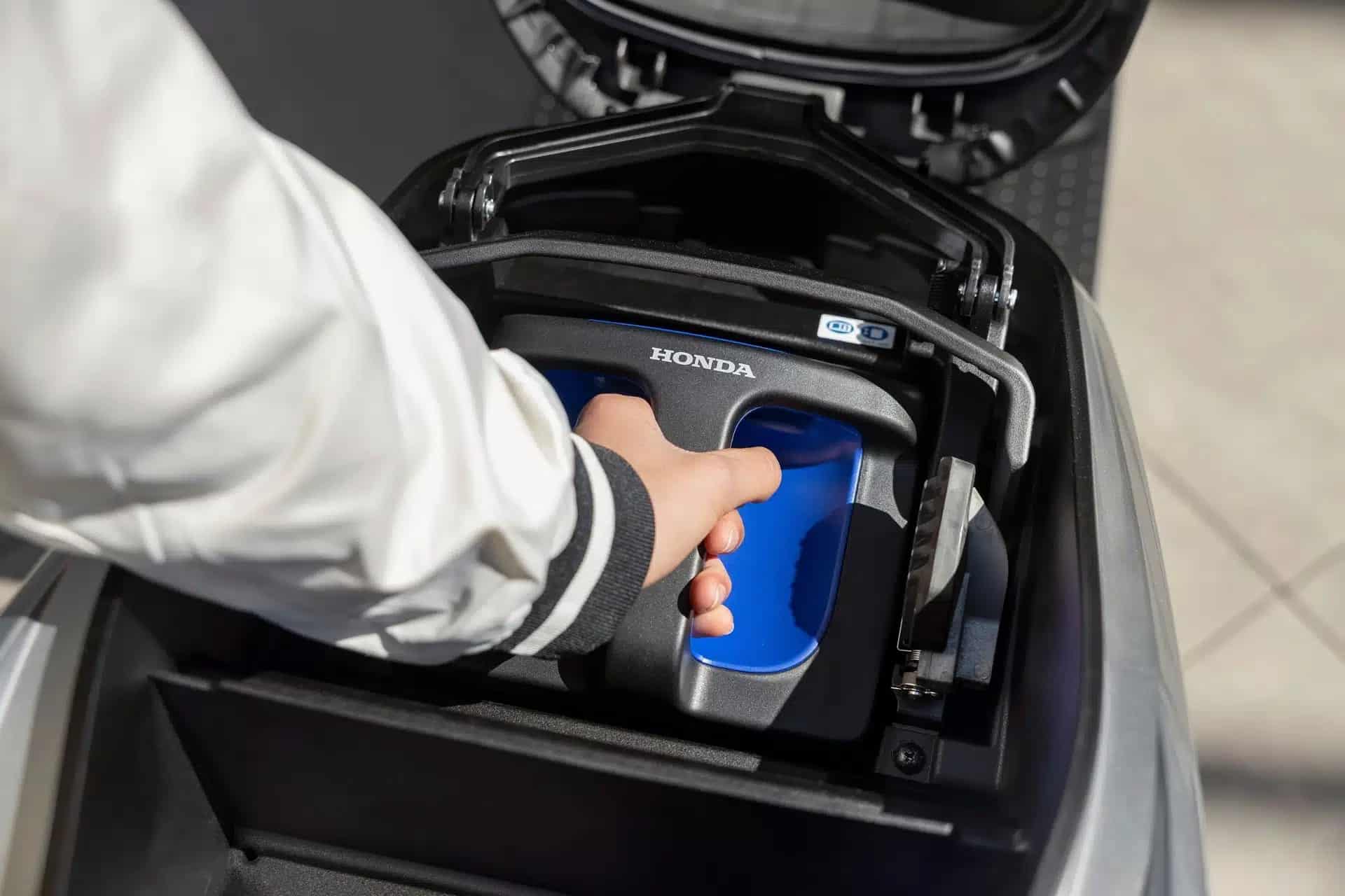 Honda pone a disposición del mundo su tecnología de baterías intercambiables