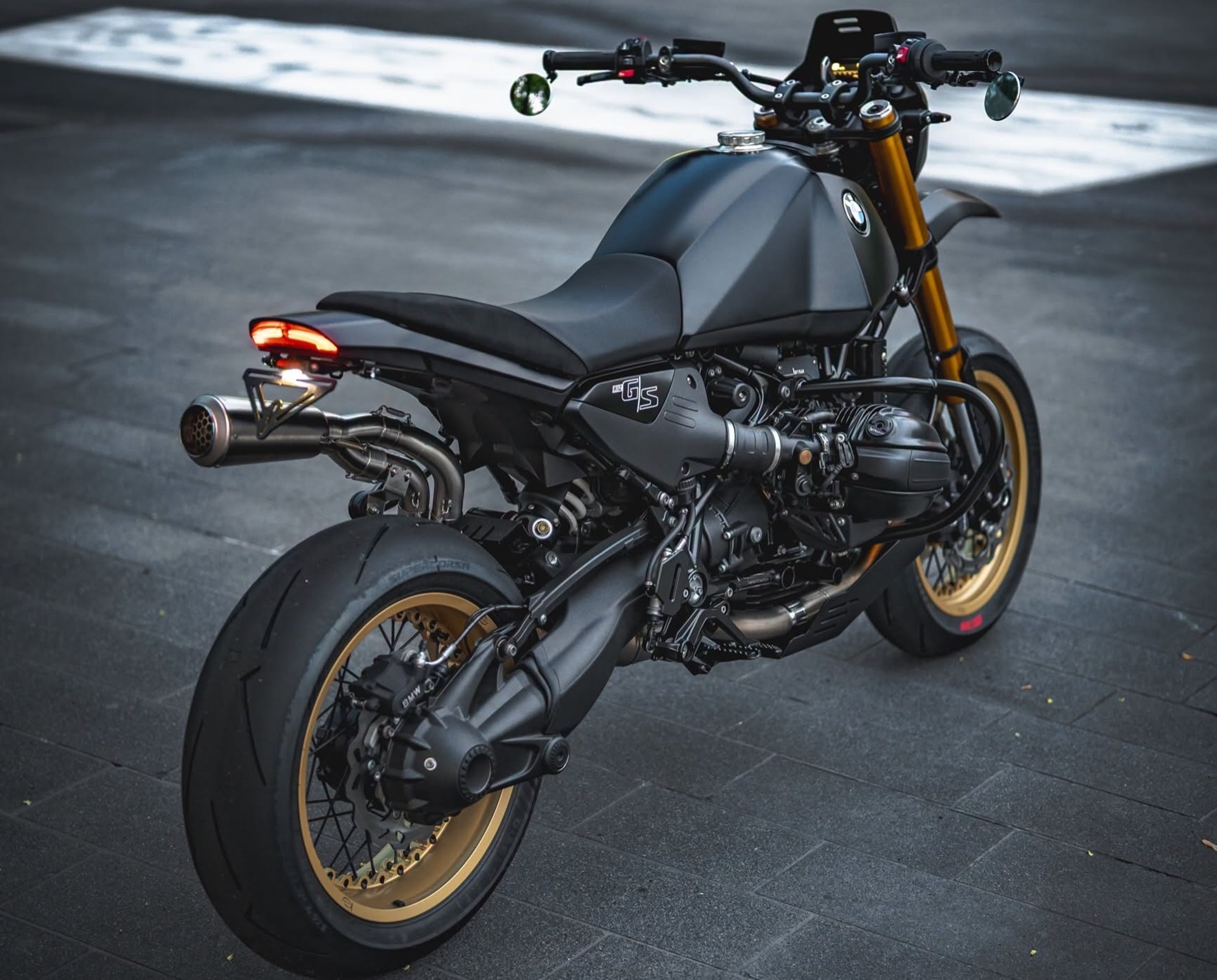 BMW R12 G/S SUMO by Classicbike-Raisch