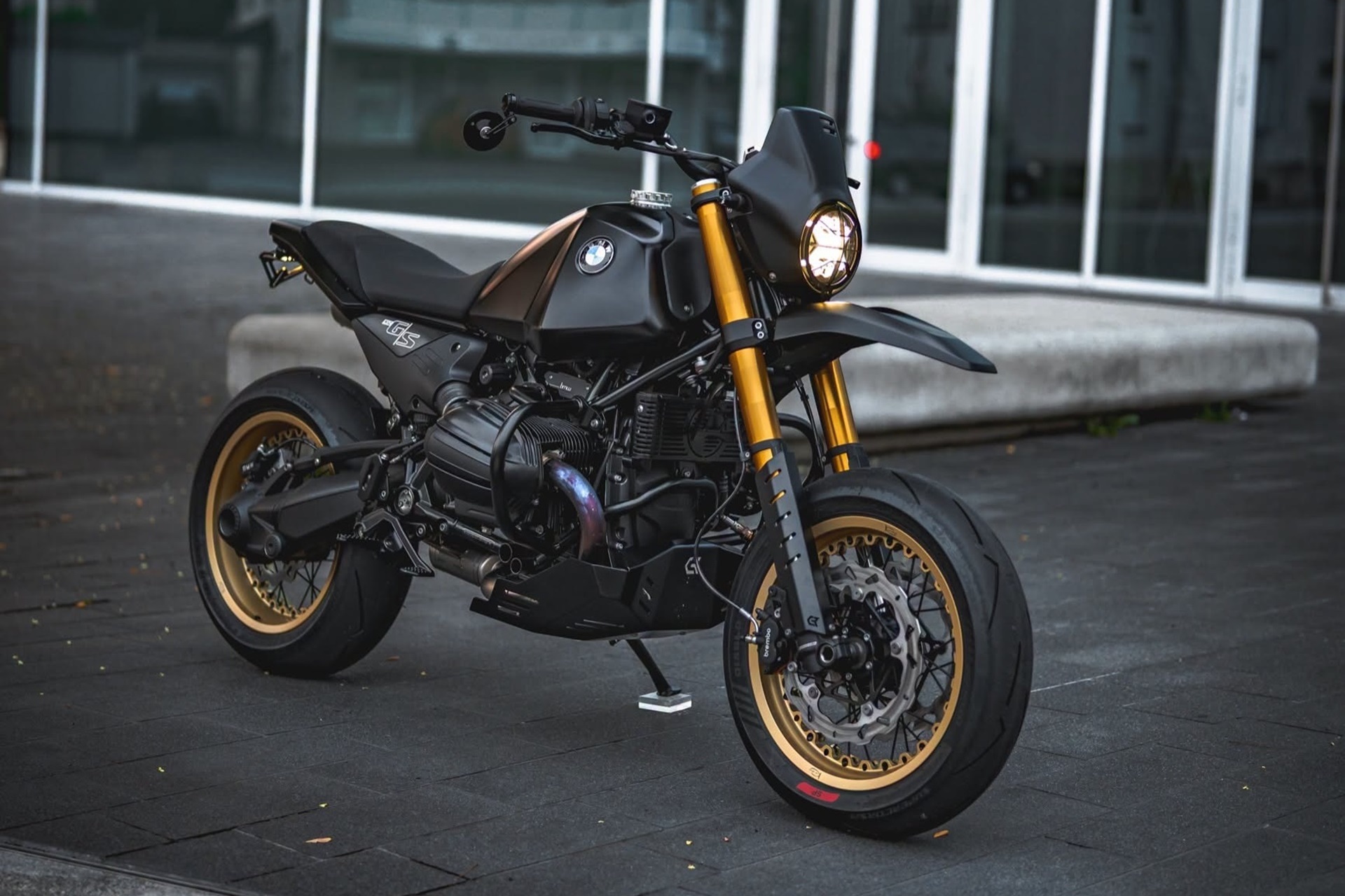 BMW R12 G/S SUMO by Classicbike-Raisch