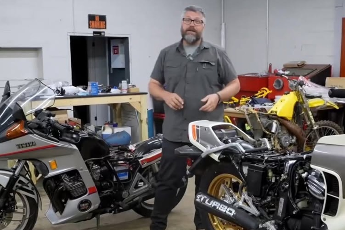 Dos iconos turboalimentados del pasado siglo vuelven a rugir tras una profunda restauración a manos de “The Bearded Mechanic”