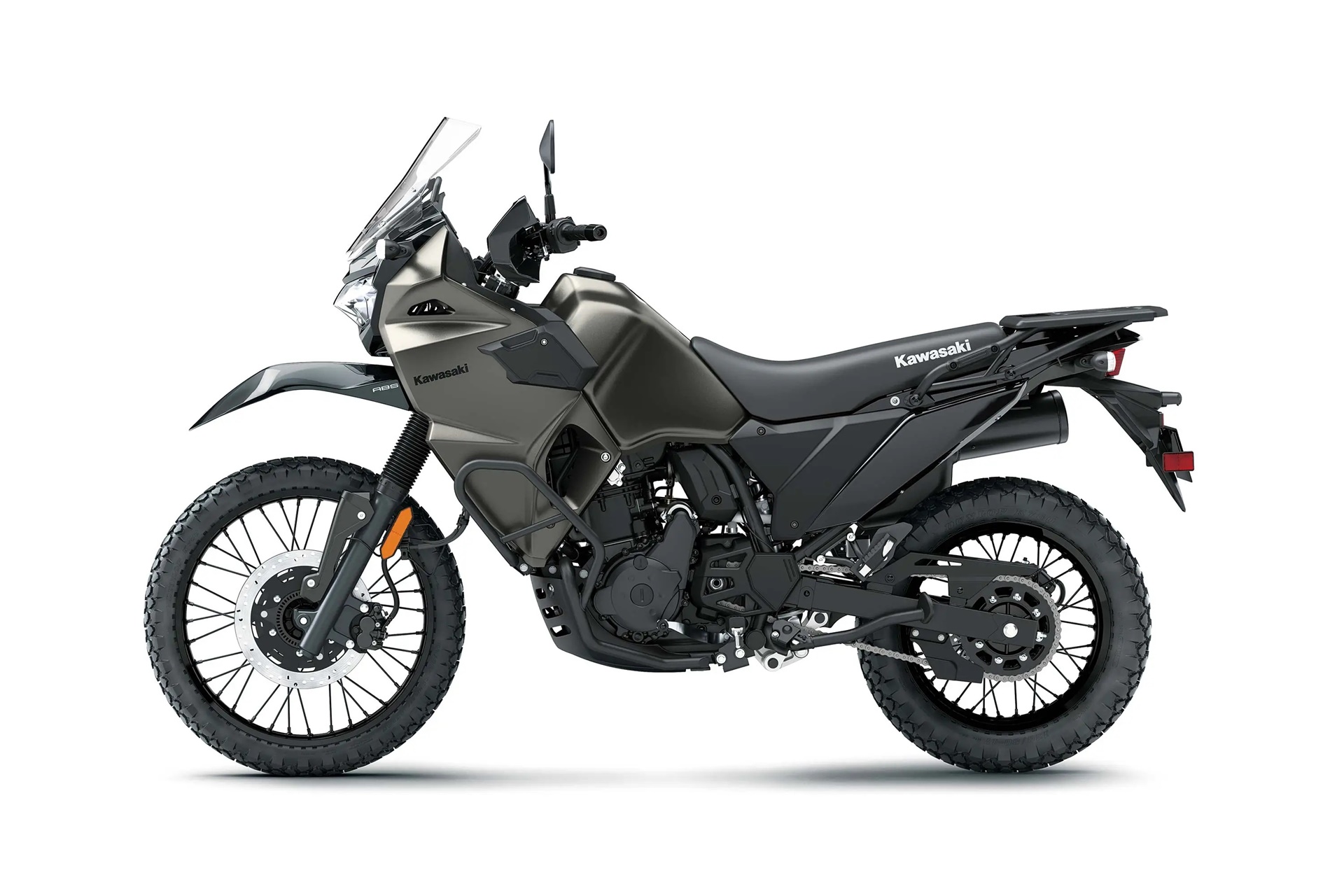 Kawasaki amplía su gama ADV 2027 con la nueva KLR650 DF ABS