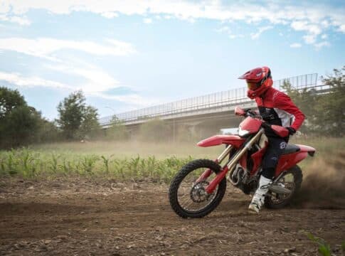 Silvio Sabba y Valerio Boni baten un nuevo récord a lomos de una Ducati Desmo450 EDS
