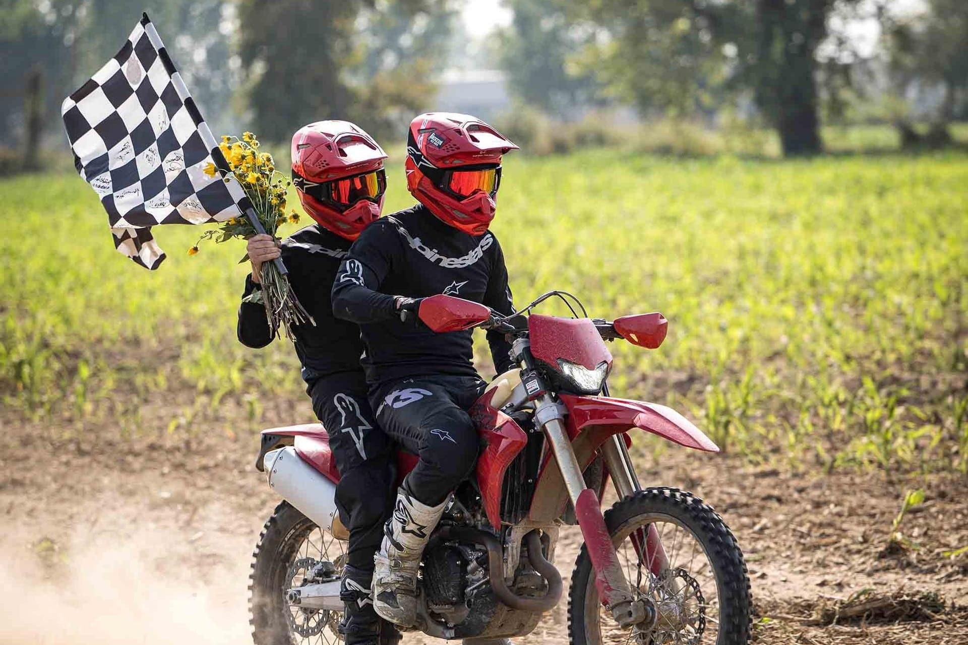 Silvio Sabba y Valerio Boni baten un nuevo récord a lomos de una Ducati Desmo450 EDS