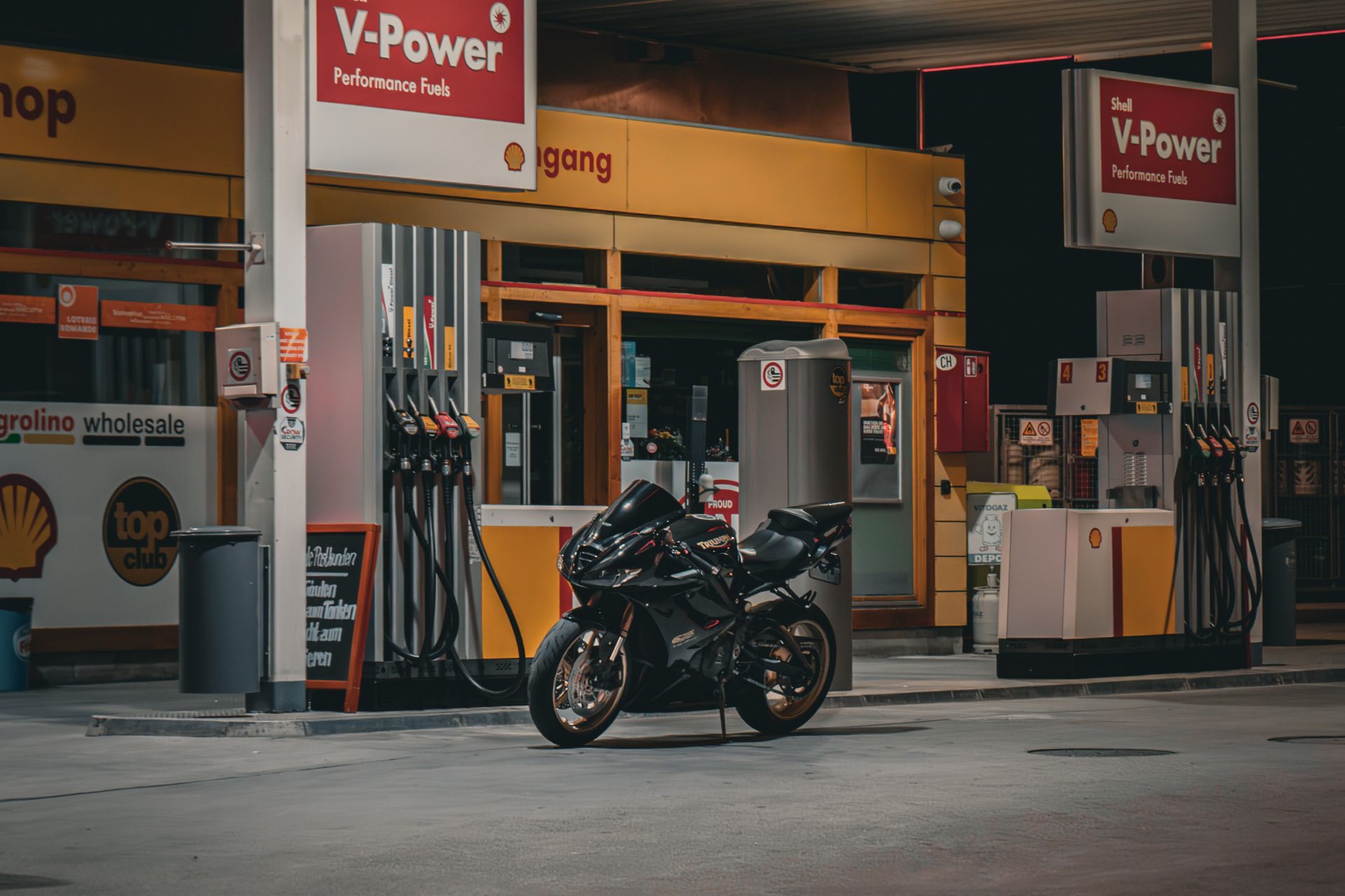 Aditivos de la gasolina: qué son, para qué sirven y qué dice la normativa en Colombia