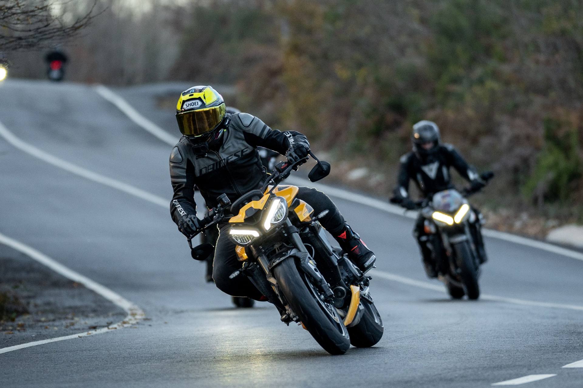 BATTSAVER, tecnología solar para alargar la batería de su moto