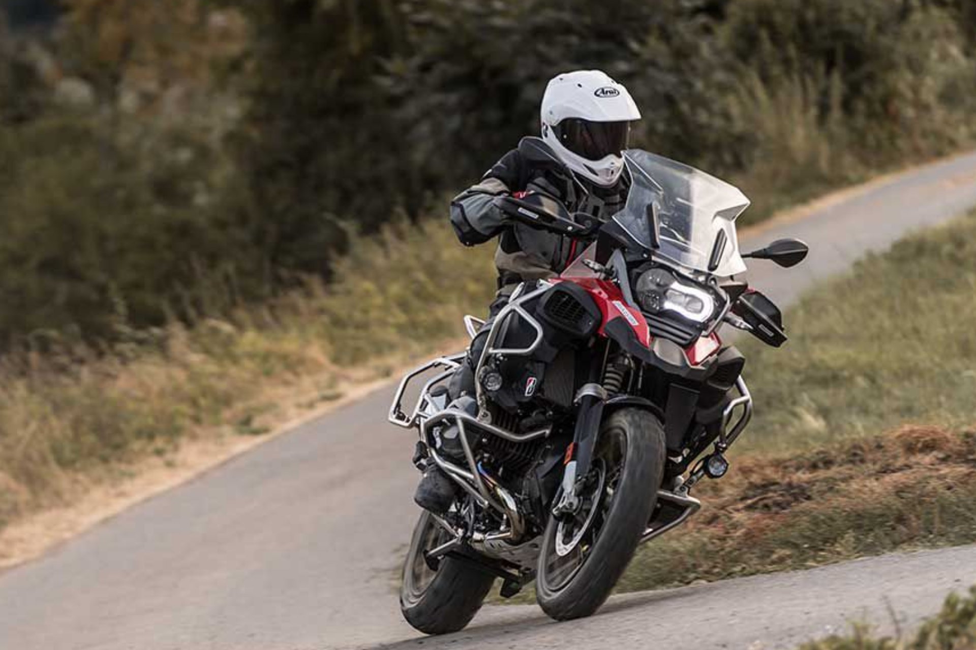 La importancia de saber escoger las llantas para su motocicleta