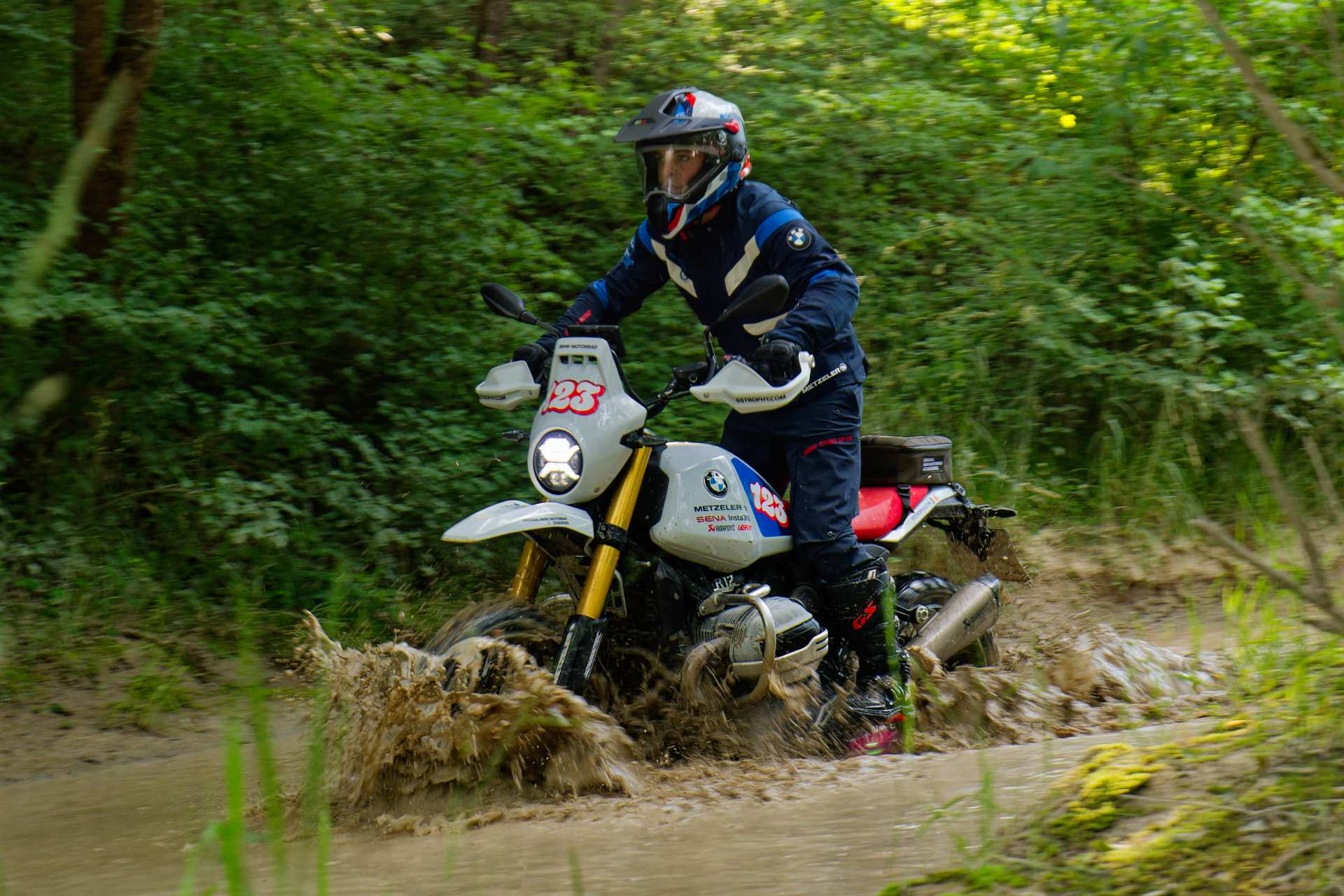 Fotos: BMW R 12 G/S GS Trophy Competition Bike: la máquina elegida para los desafíos de Rumania