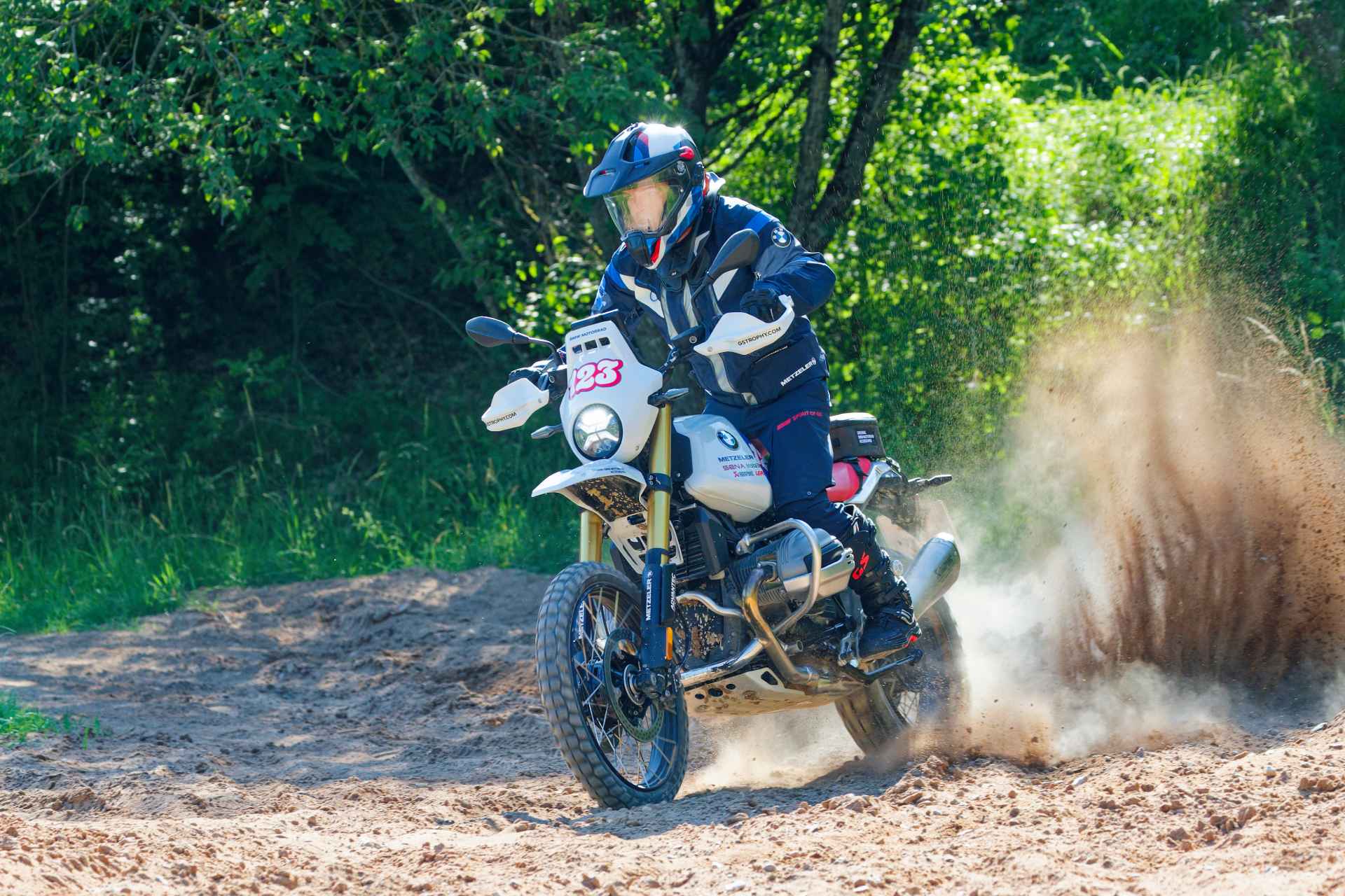 Fotos: BMW R 12 G/S GS Trophy Competition Bike: la máquina elegida para los desafíos de Rumania
