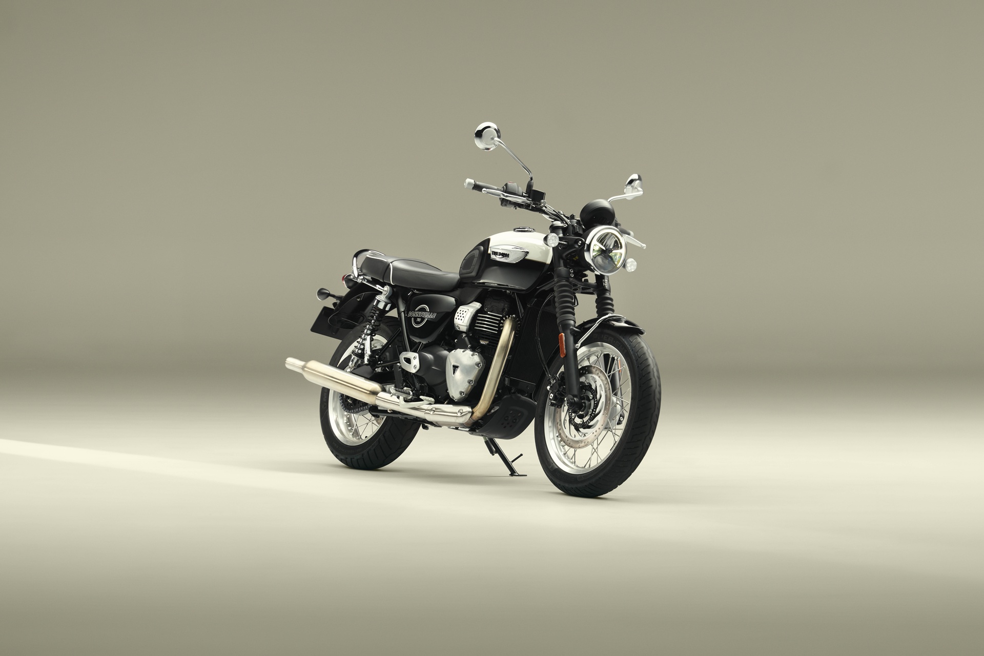 Triumph Bonneville T40 y T40 Black