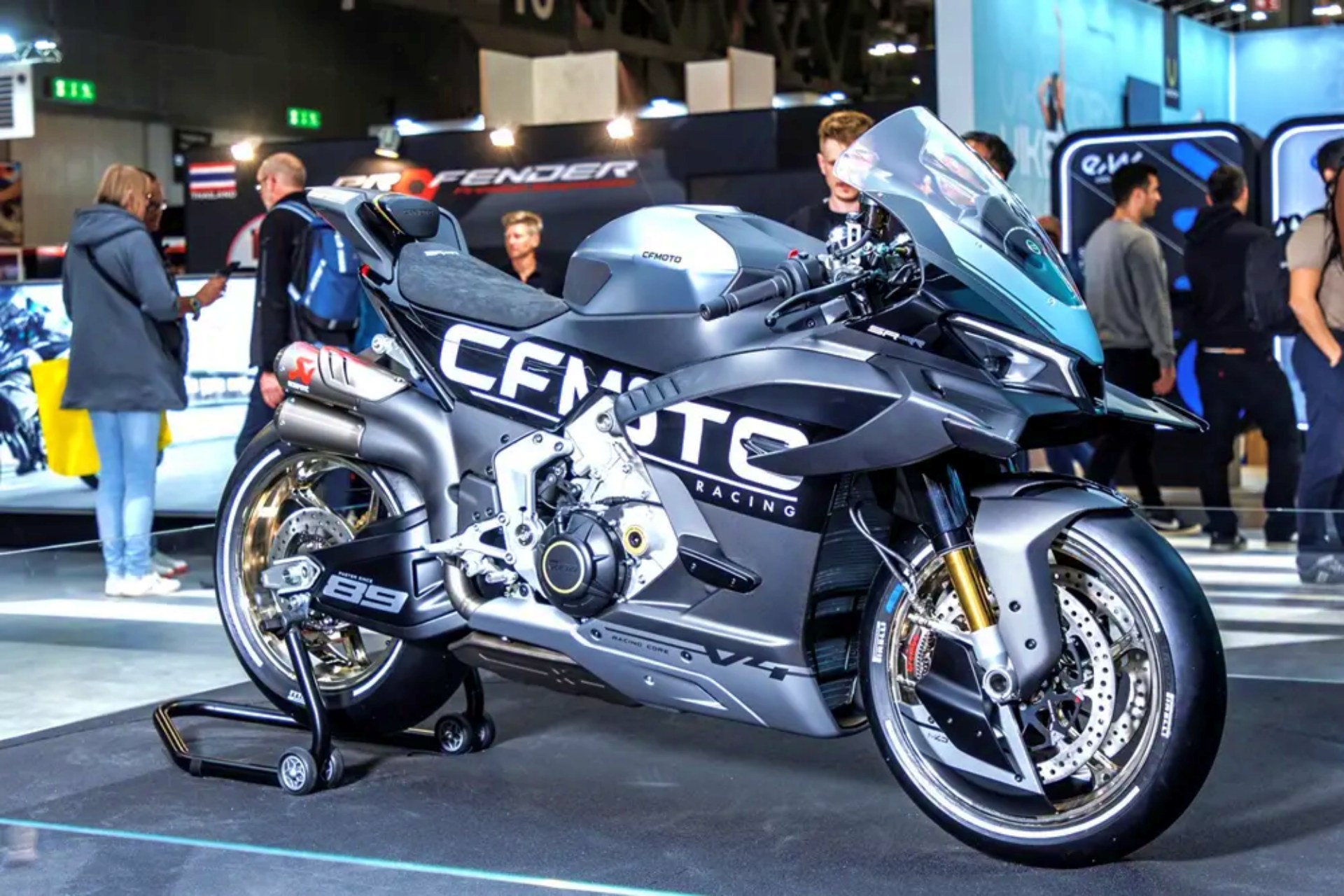 CFMOTO V4 SR-RR