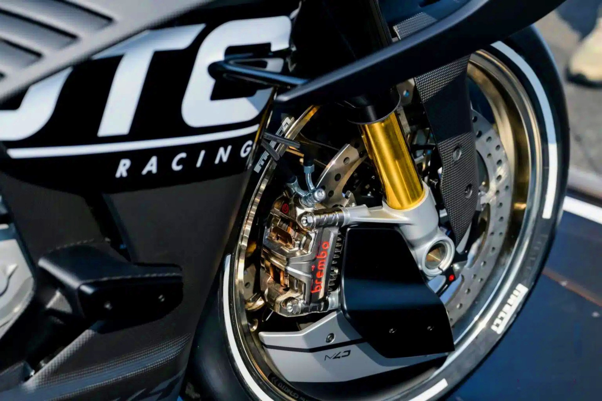 CFMOTO V4 SR-RR