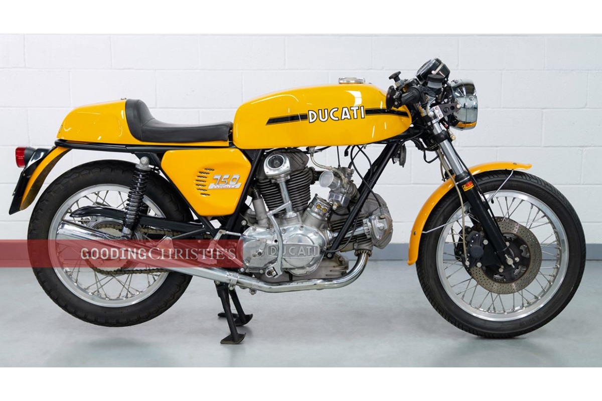 Billy Joel vende su colección de motos por una buena causa