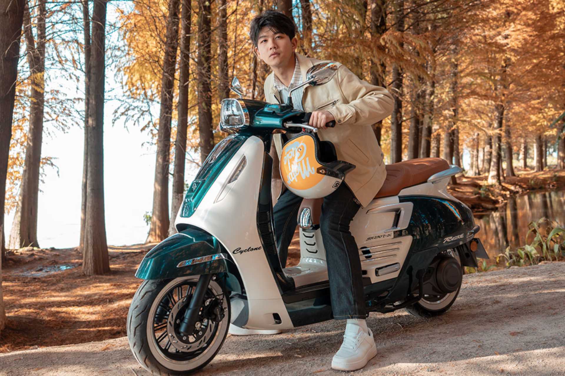 Cyclone RT250E, el scooter retro con tecnología de vanguardia
