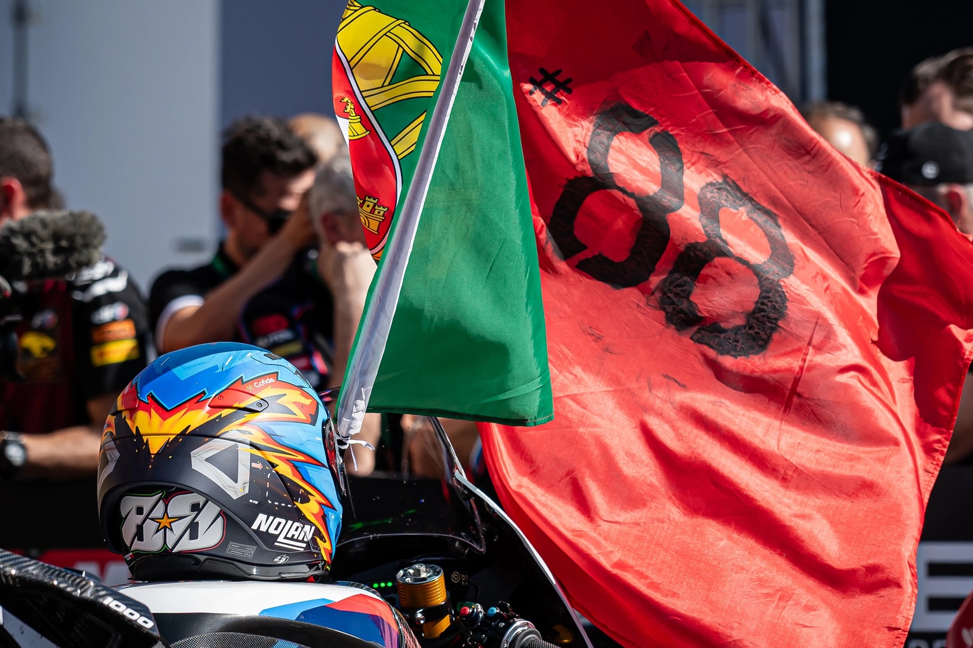 Nolan X-804 RS Ultra Carbon Oliveira Replica: “nacido en el circuito. Pensado para el piloto”