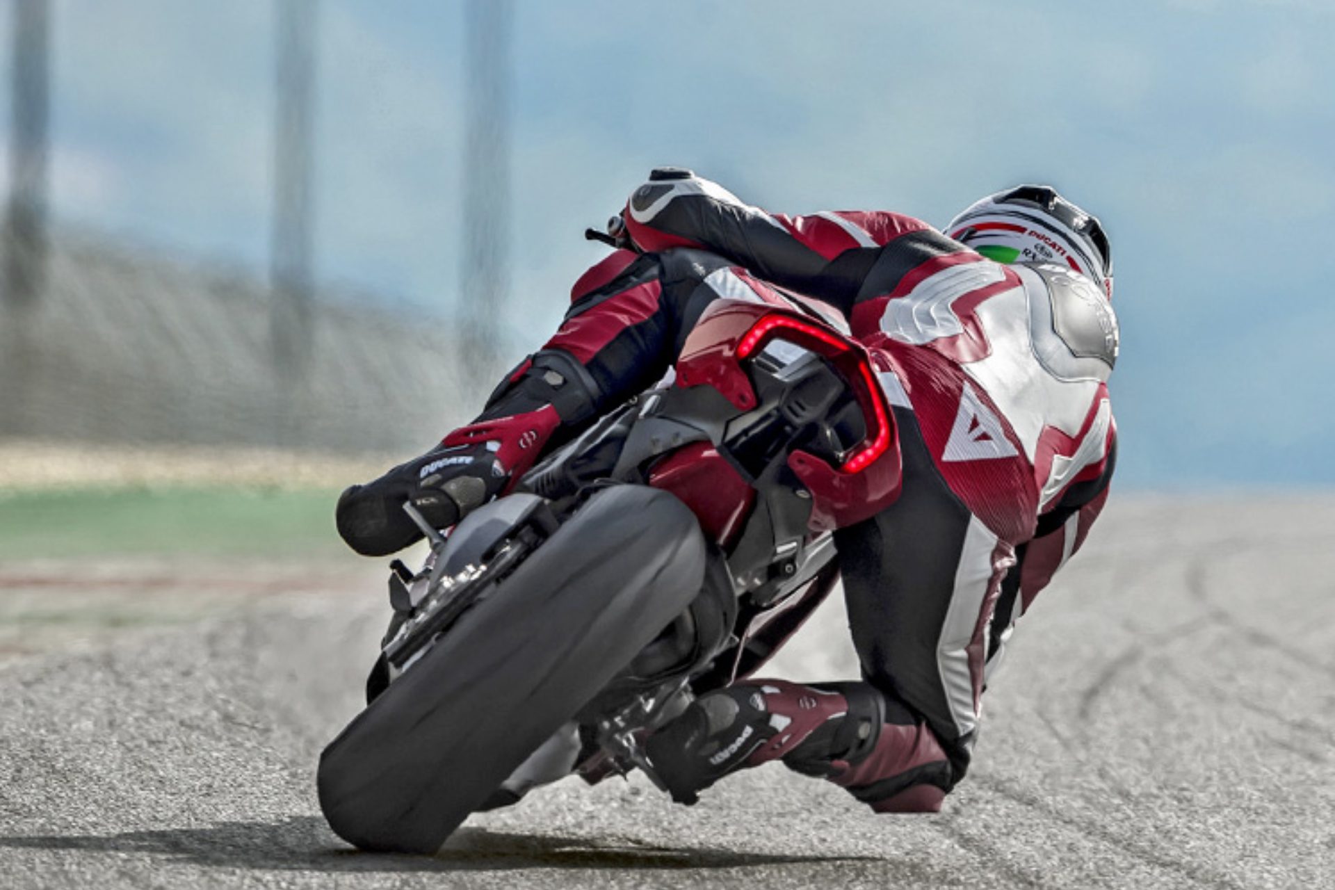 Control de tracción en motocicletas: Tecnología de evolución continua