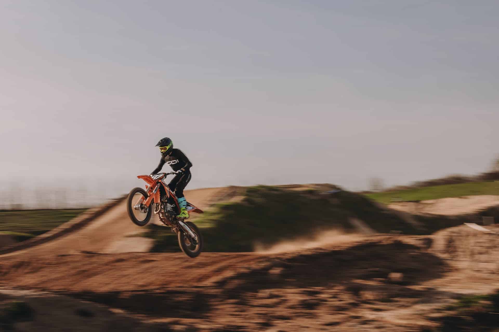 Sidi anuncia su novedosa gama de gafas para motociclistas