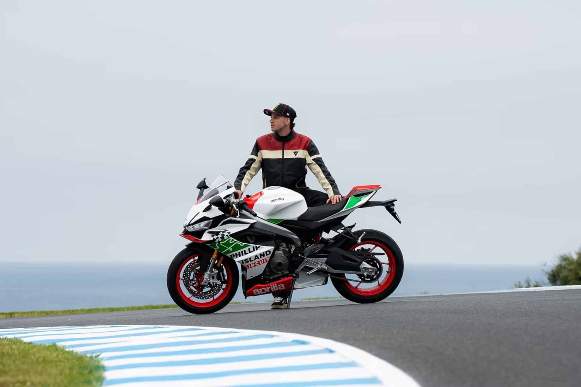 Aprilia rinde su particular homenaje a Phillip Island con una serie limitada de la RS 660